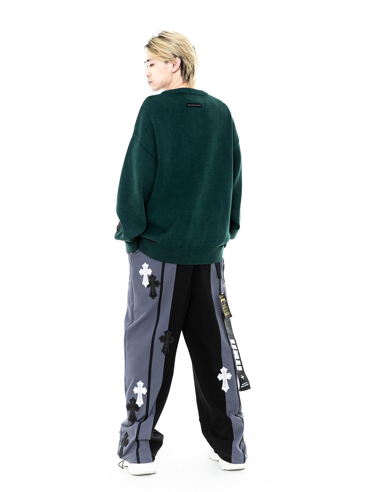 NESTCRACK SWEATER