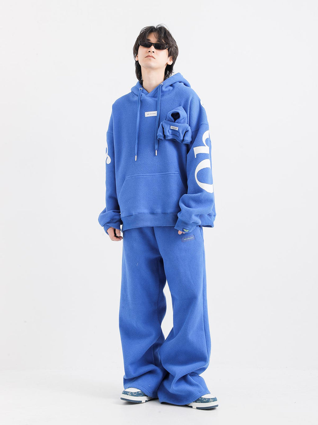 SUDADERA CON CAPUCHA