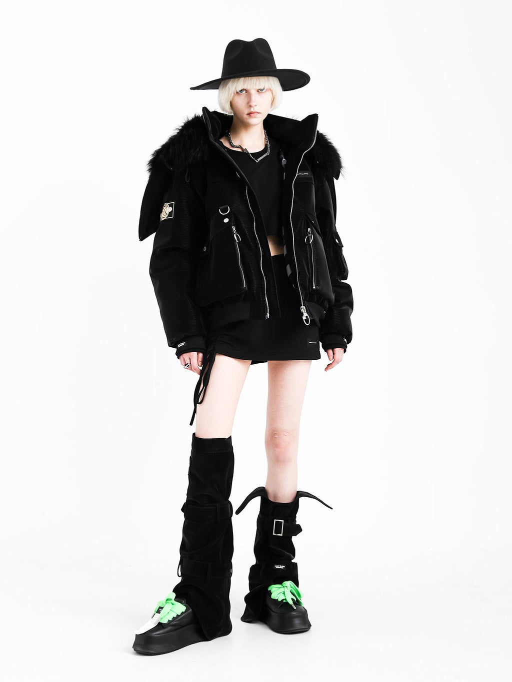 DOWN JACKET