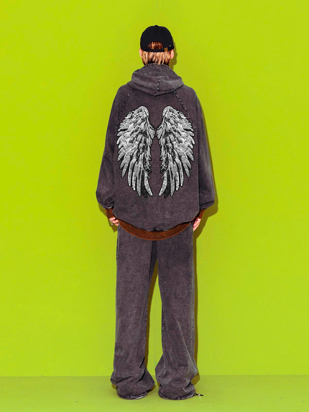 SUDADERA ALAS CON CAPUCHA