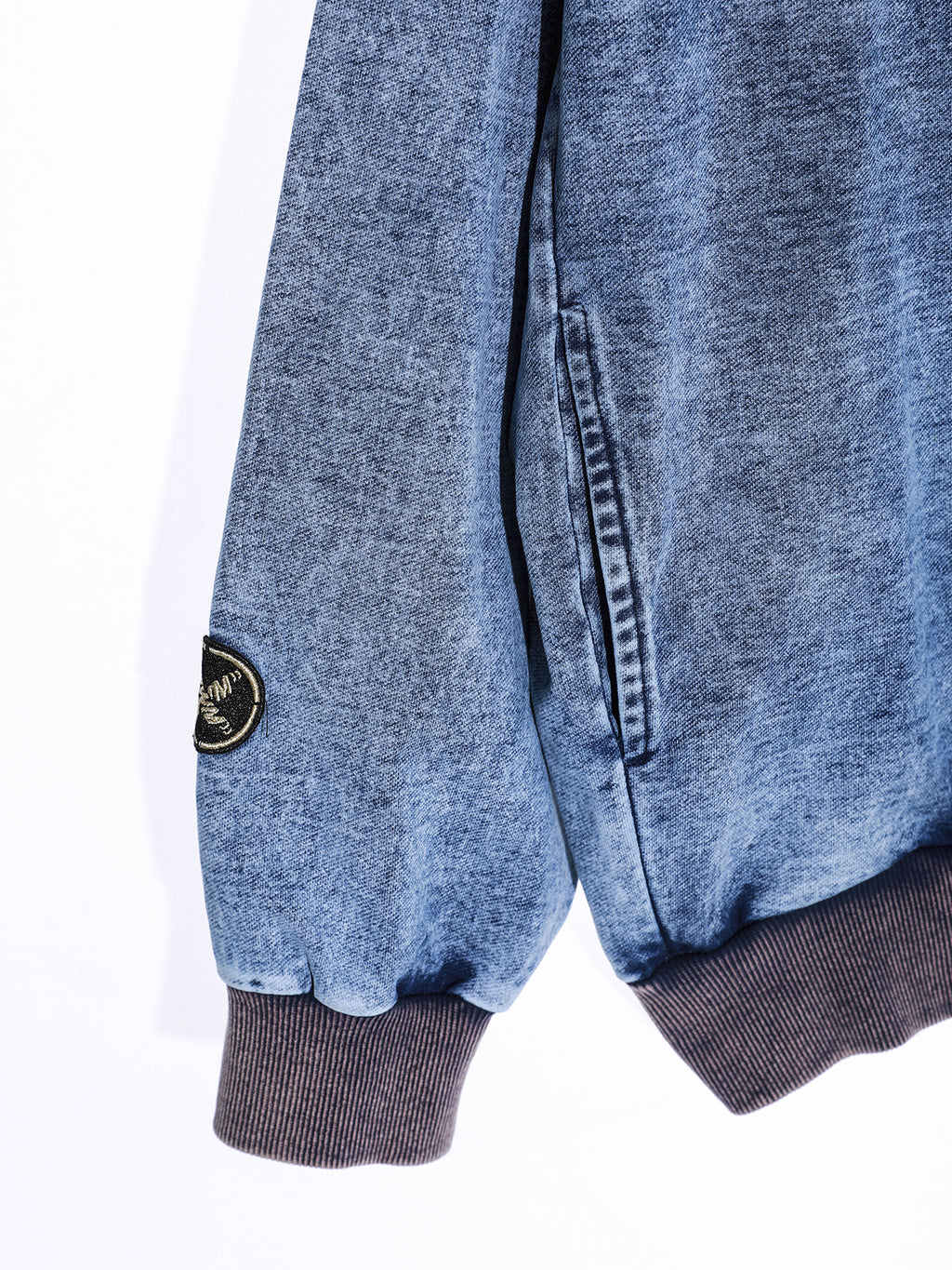 MWM SWEATER