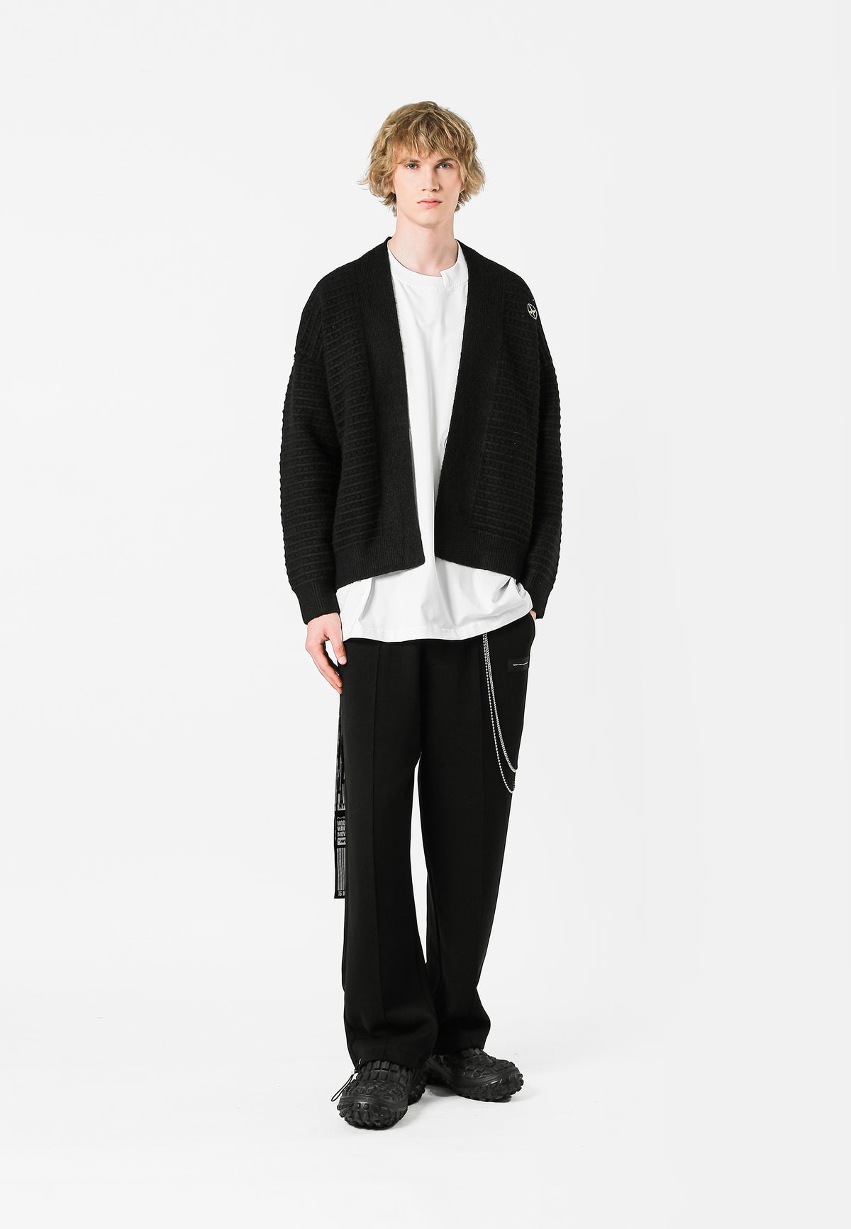 MWM KNITTED CARDIGAN