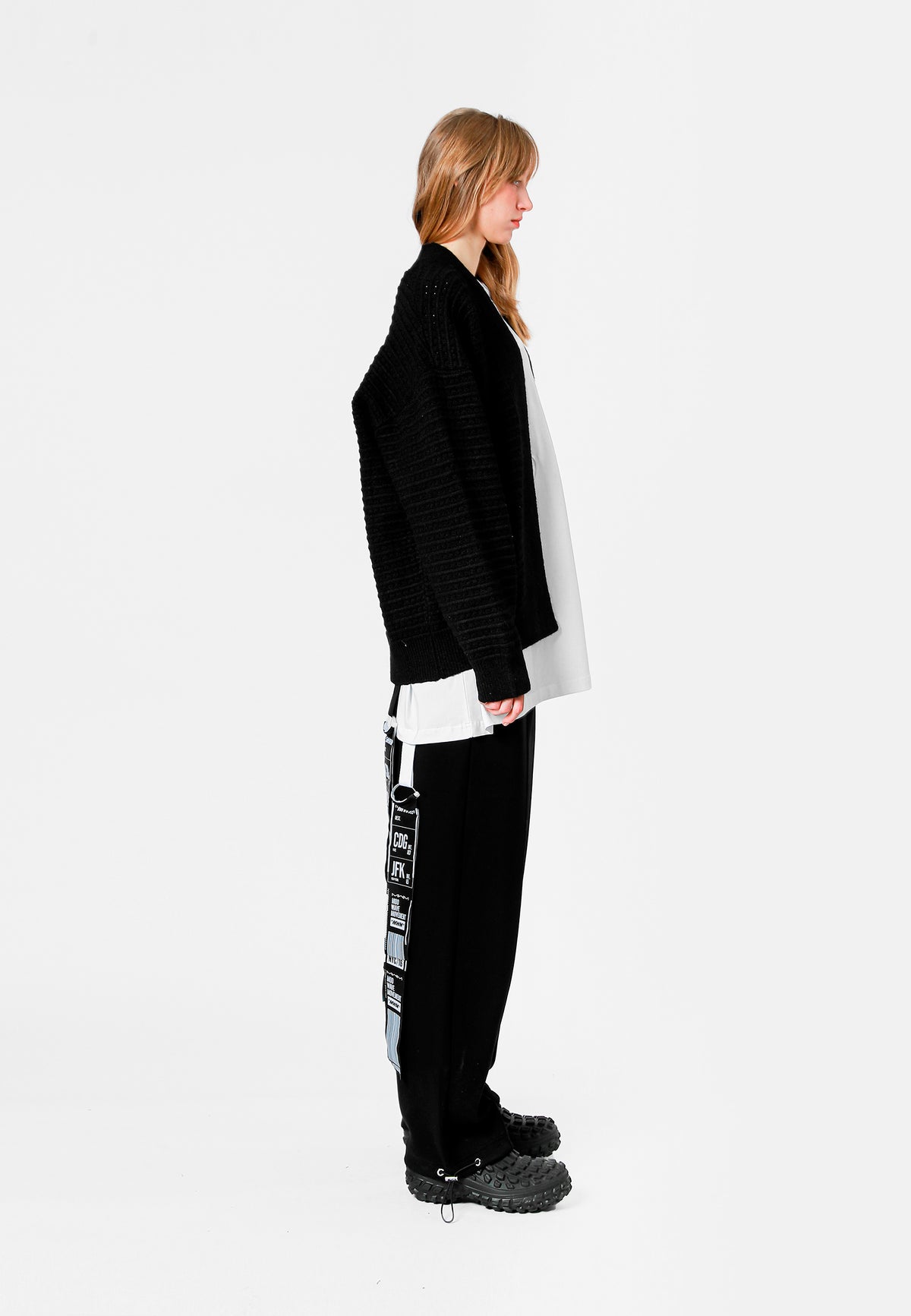 MWM KNITTED CARDIGAN