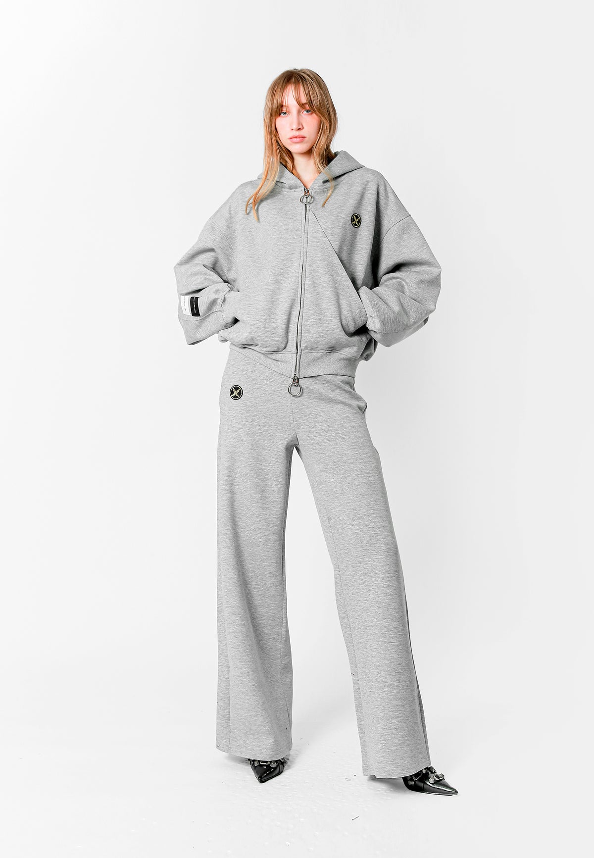 SUDADERA CON CAPUCHA OVERSIZED