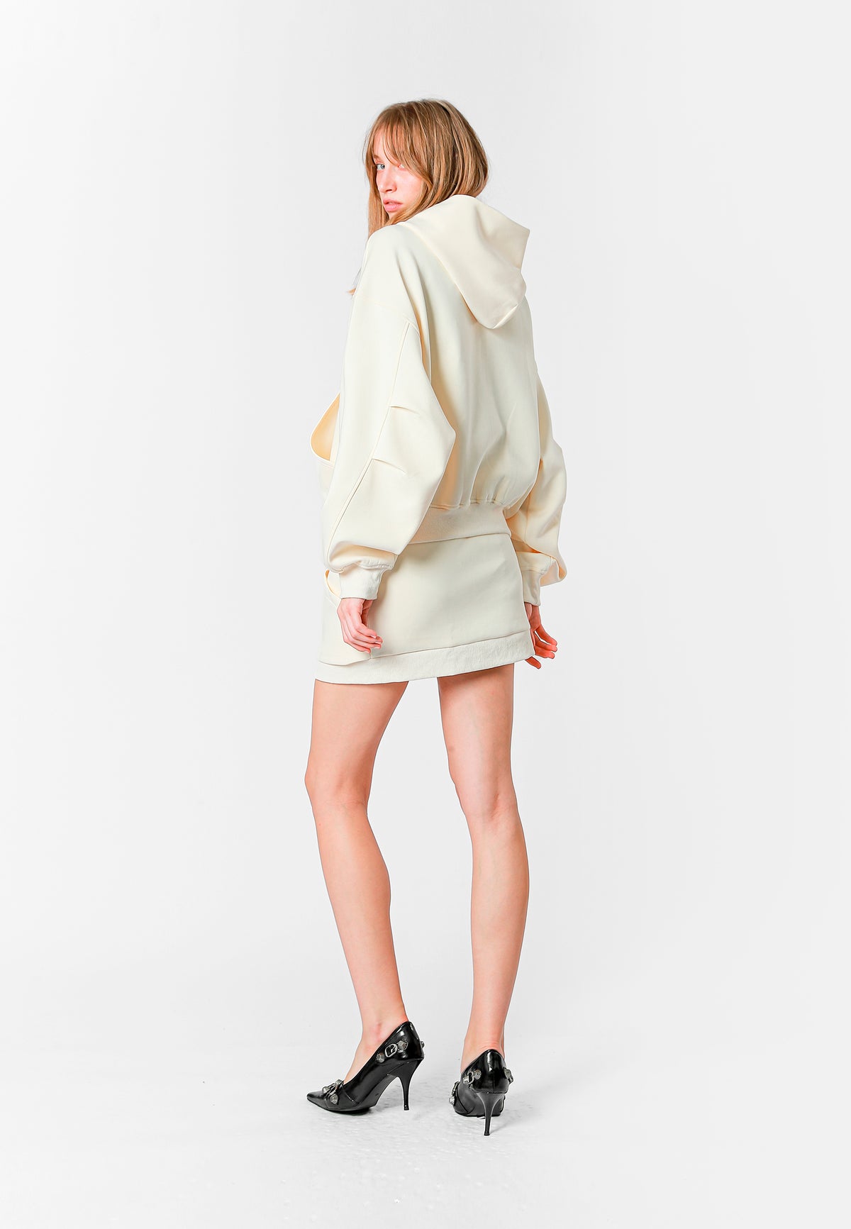 SUDADERA CON CAPUCHA OVERSIZED