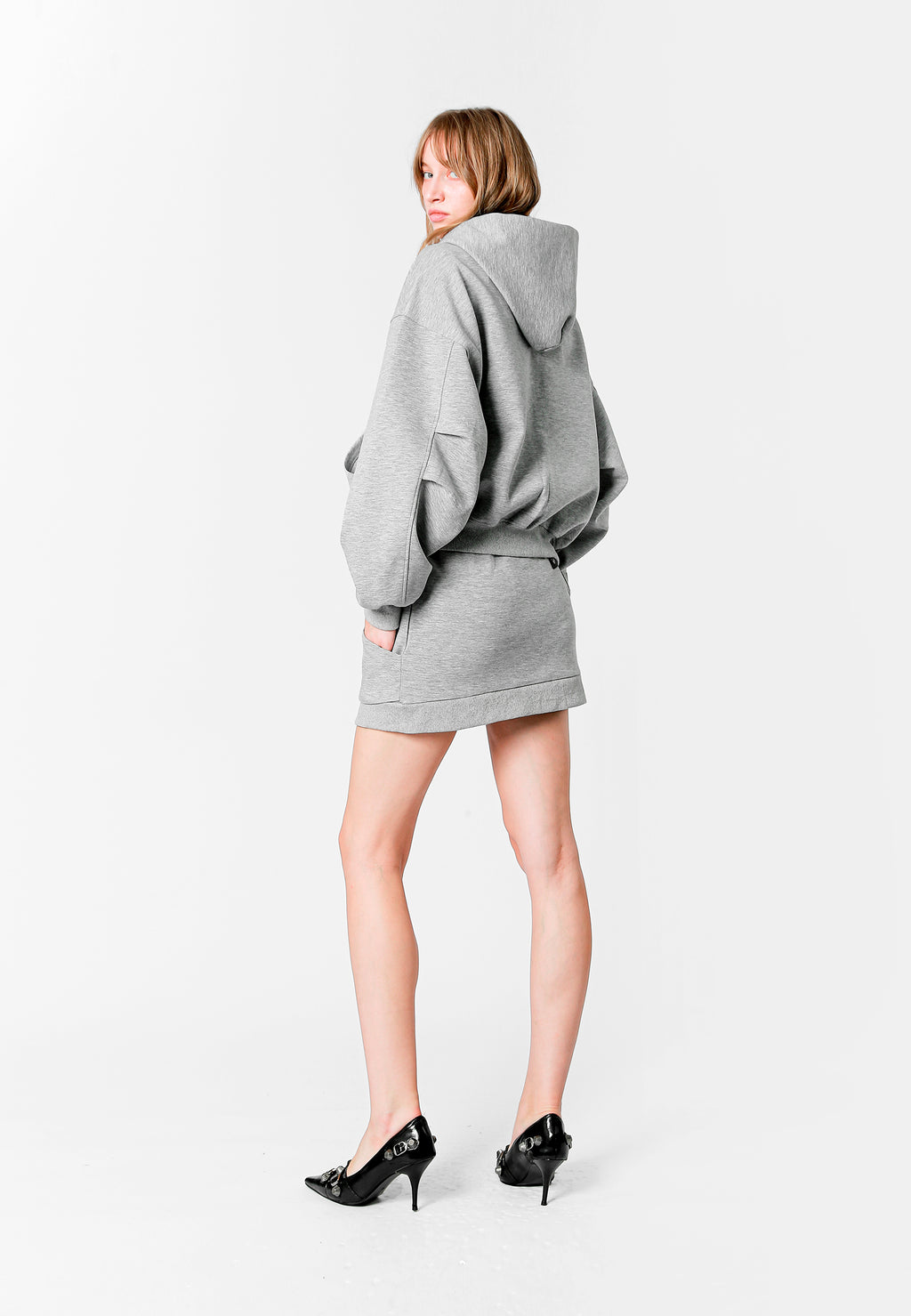SUDADERA CON CAPUCHA OVERSIZED