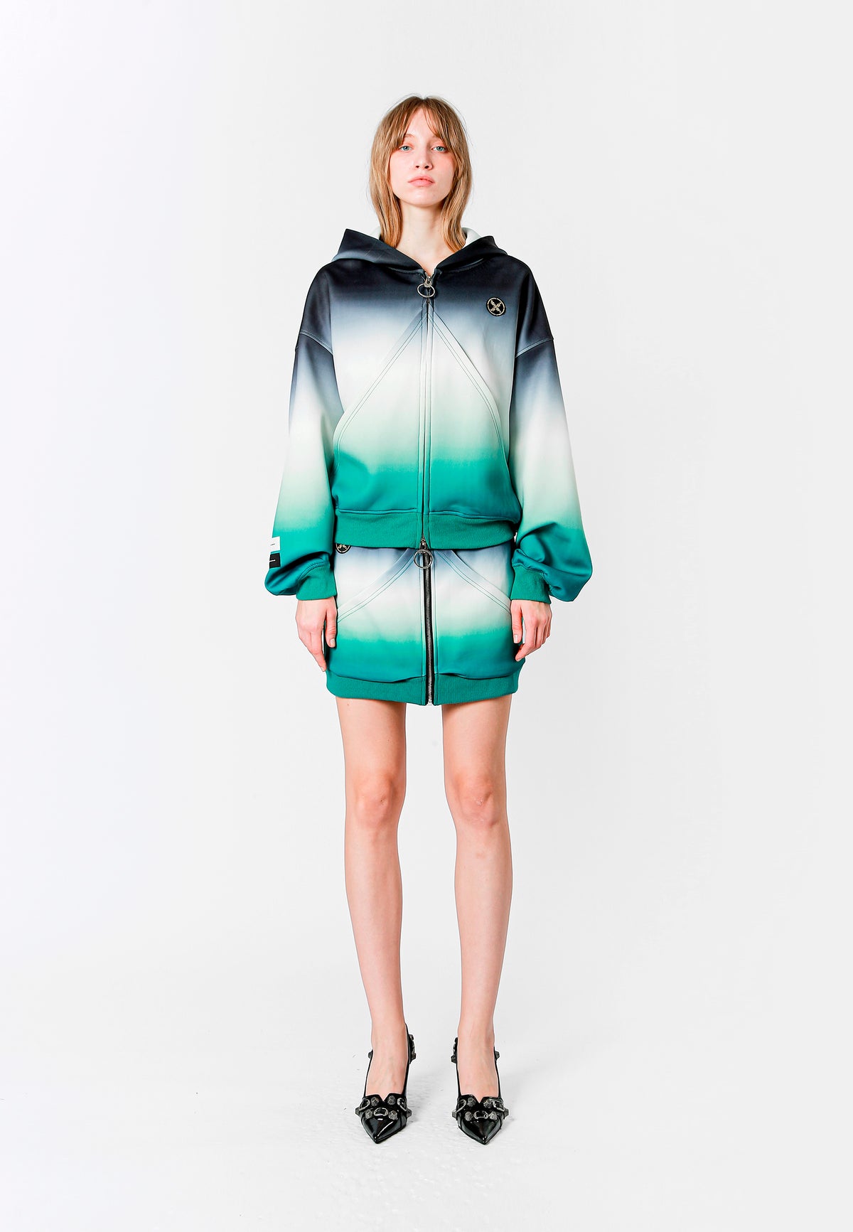SUDADERA CON CAPUCHA OVERSIZED