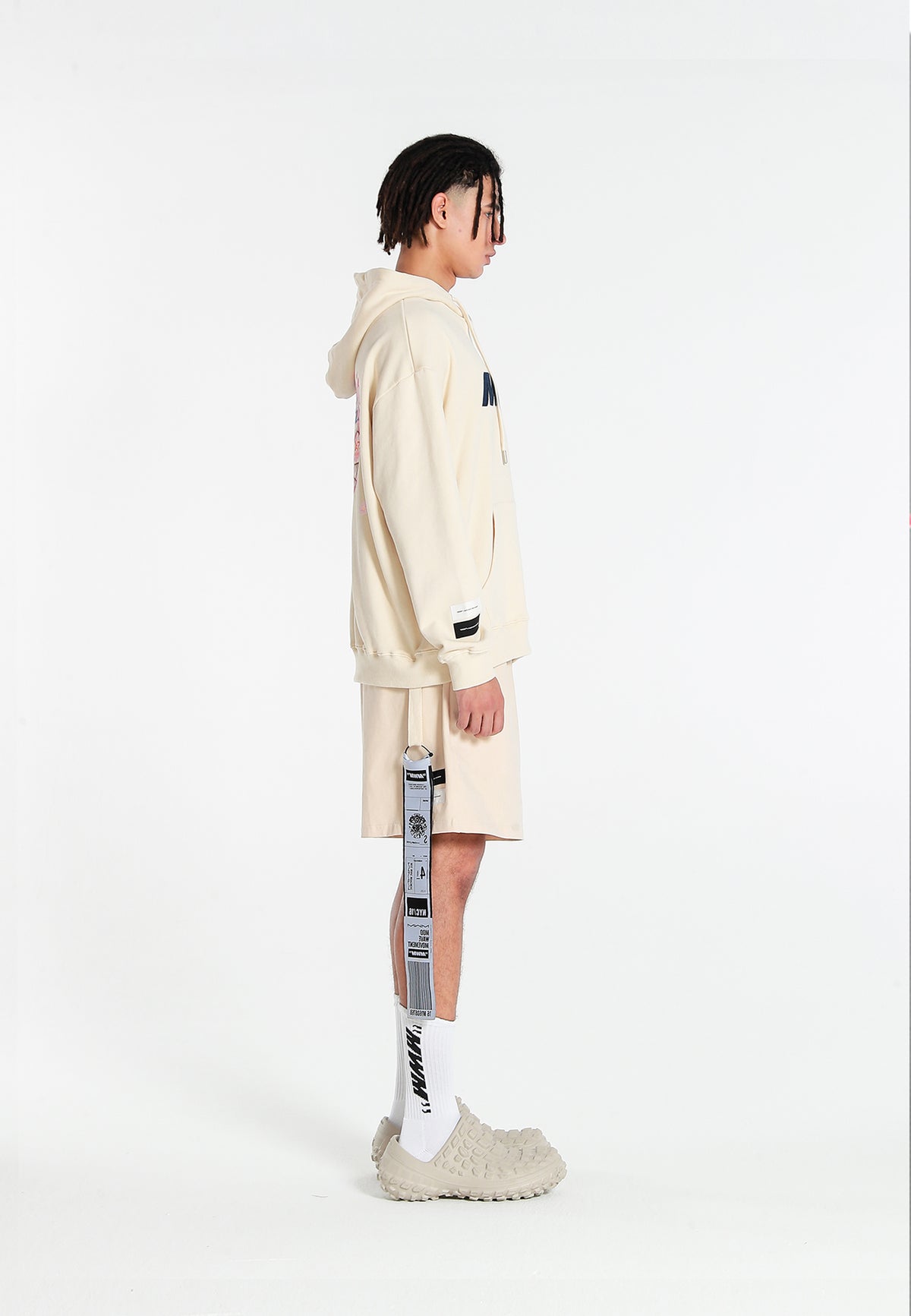 Sudadera con capucha con print de flor de almendro | MWM