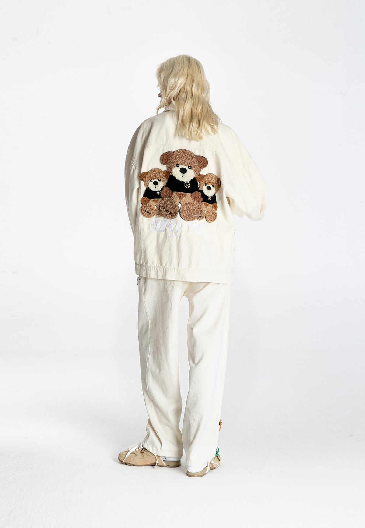 Chaqueta vaquera con parches de Oso Teddy | MWM