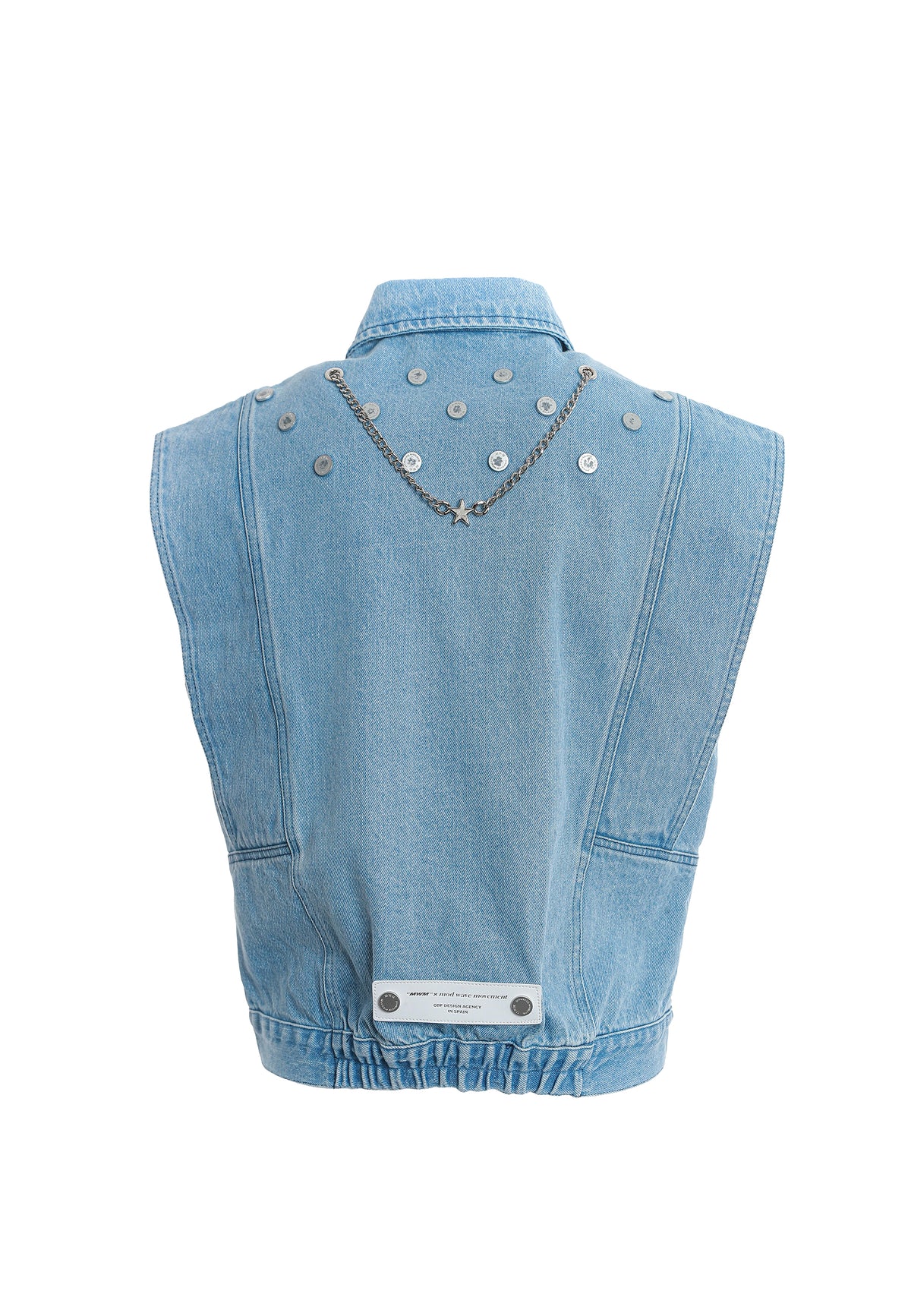Chaleco vaquero con detalle de botones y cadena | MWM