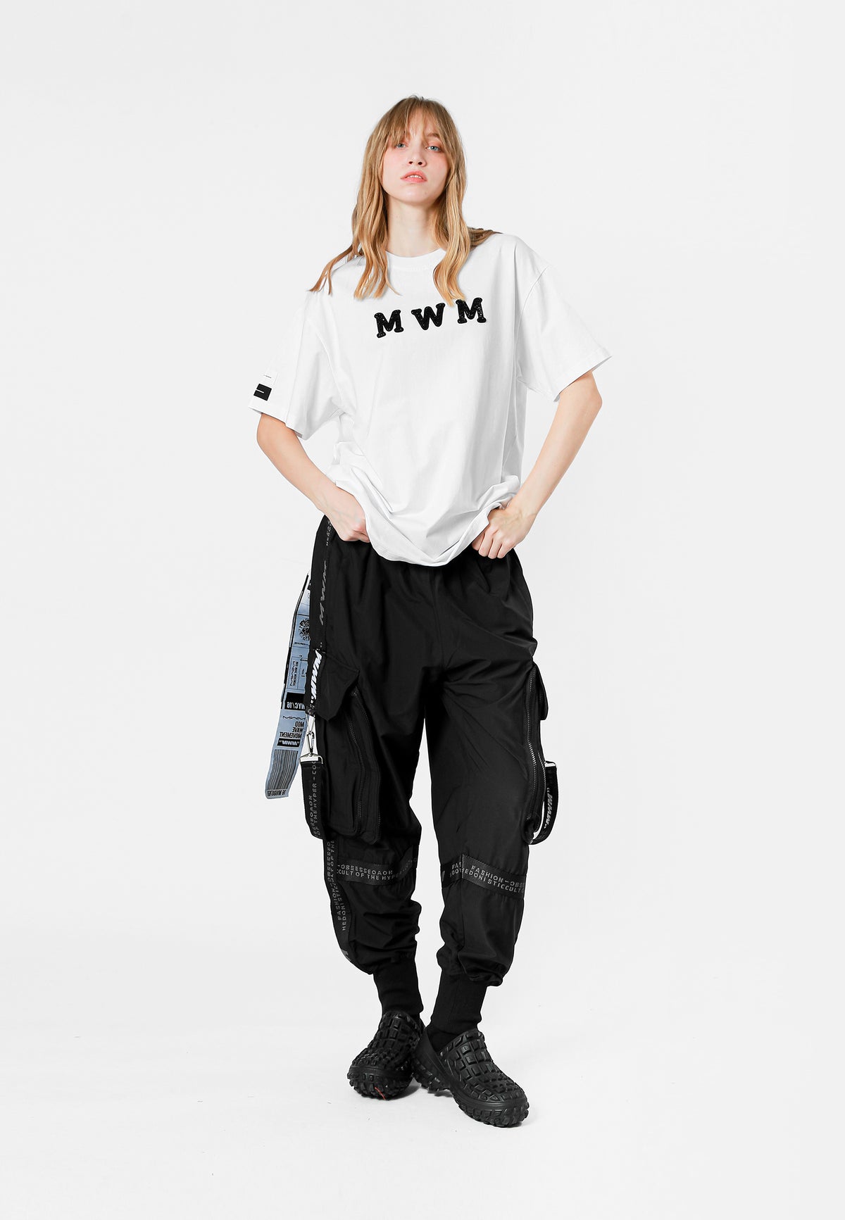 CAMISETA LOGO MWM
