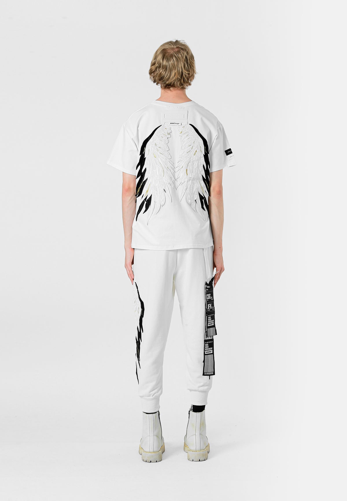 WING T-SHIRT