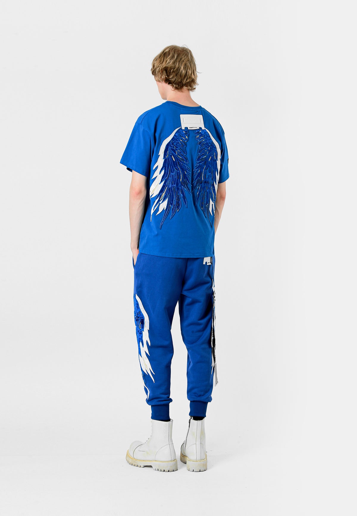 WING T-SHIRT