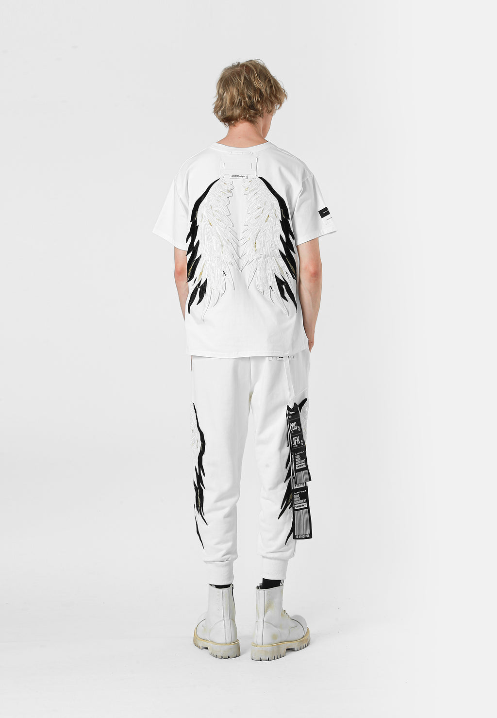 WING T-SHIRT