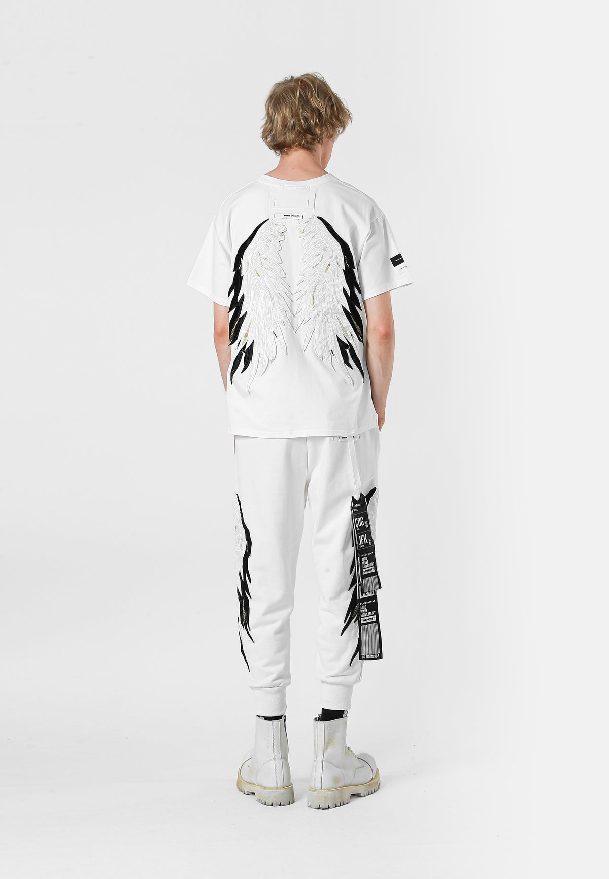 WING T-SHIRT