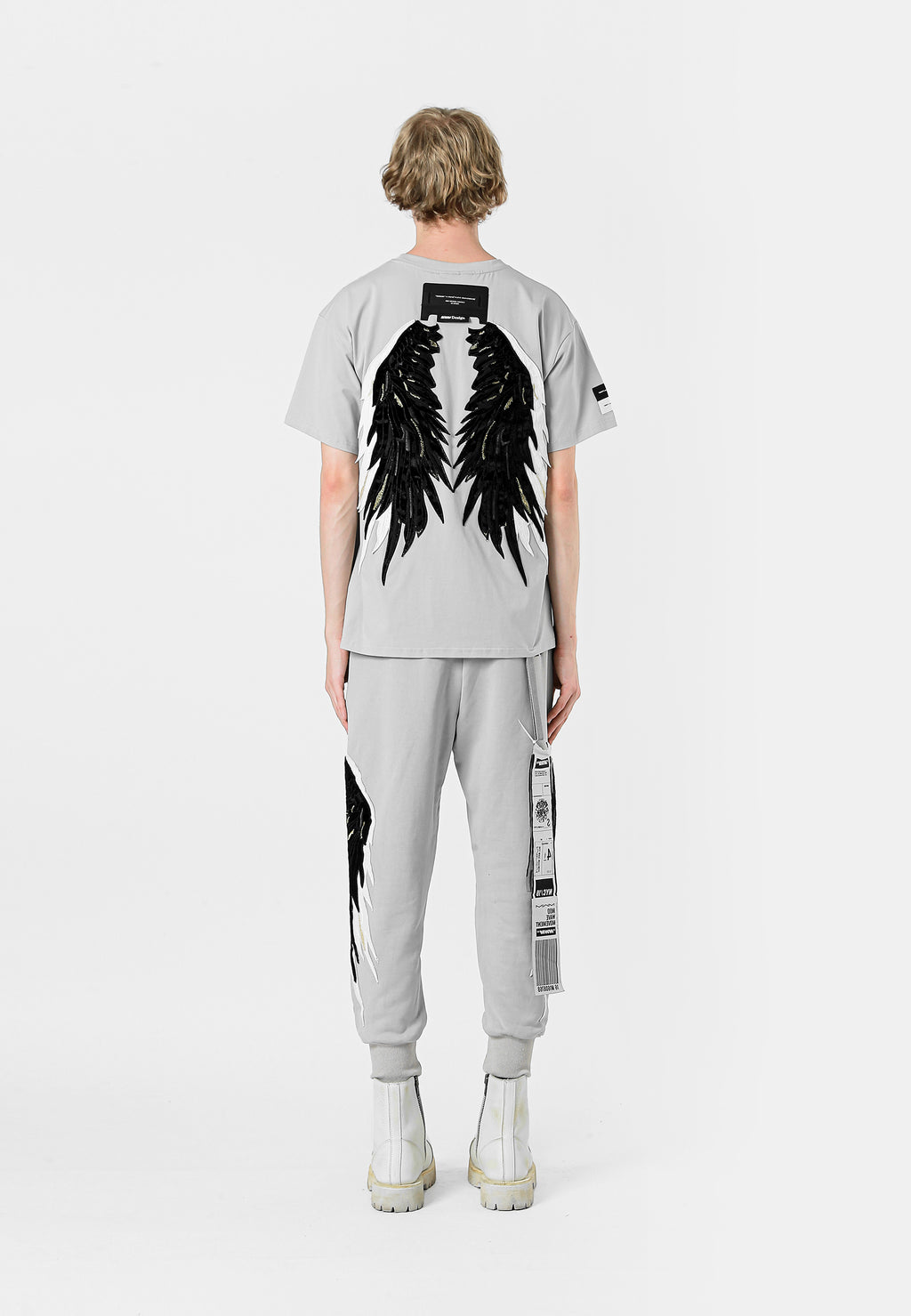 WING T-SHIRT