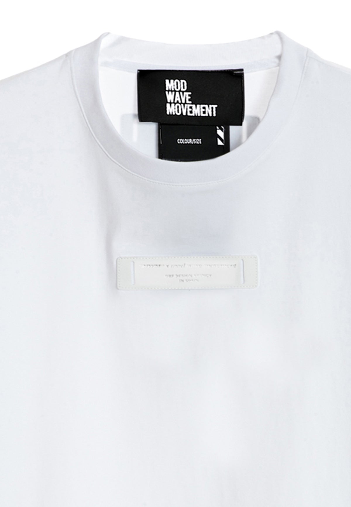 Camiseta de niño con alas bordadas | MWM