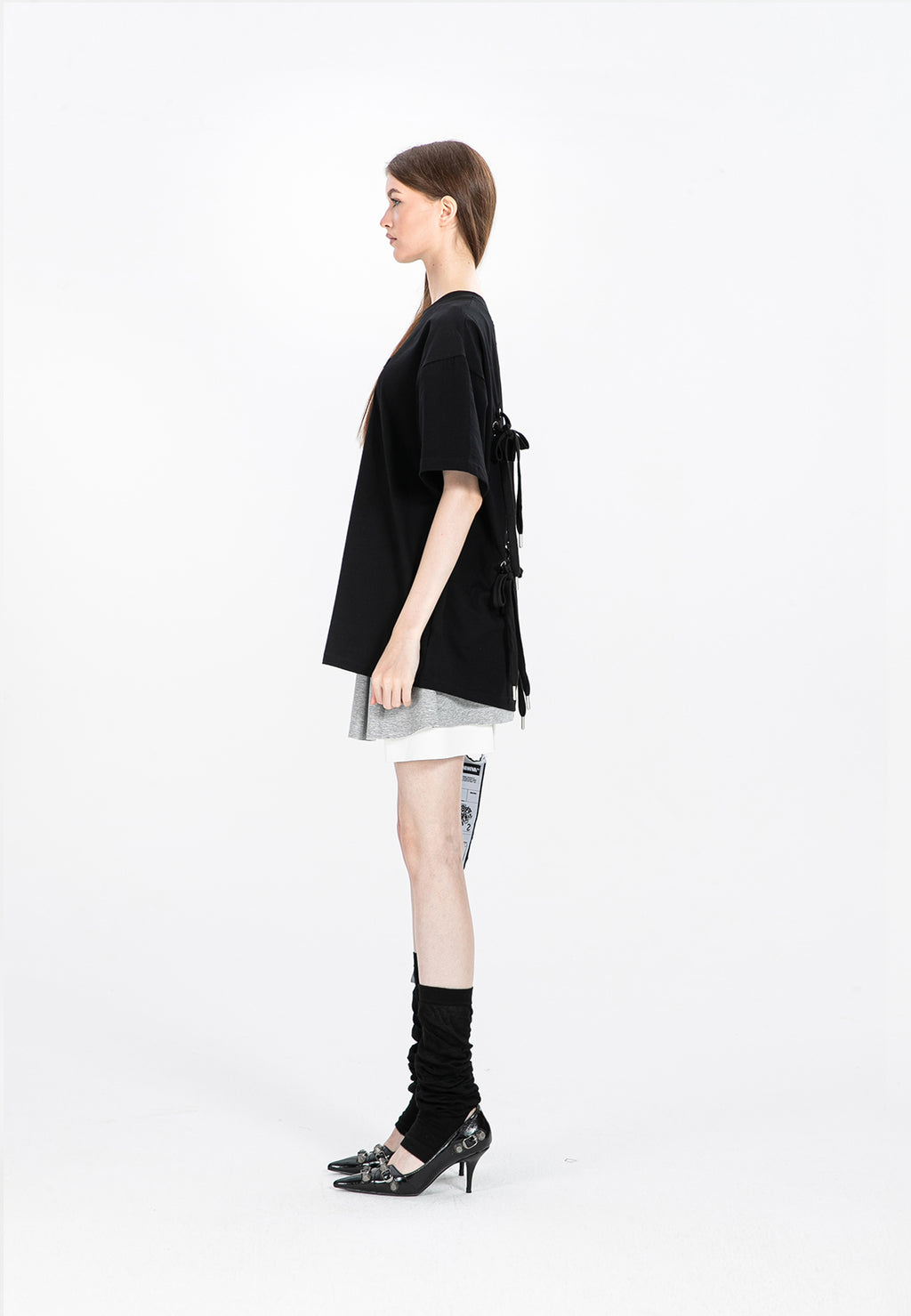 Camiseta con cordones en cruz | MWM
