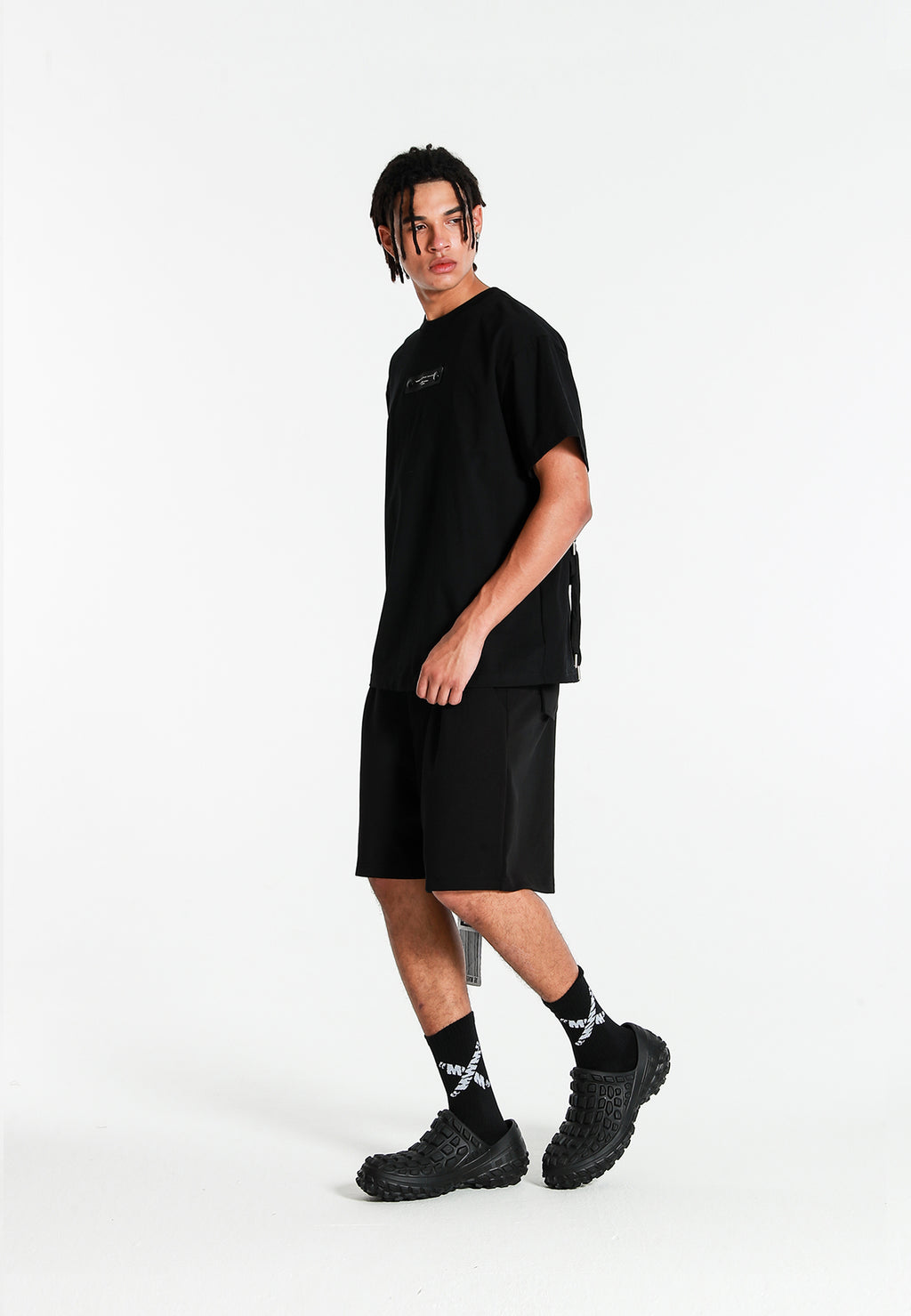 Camiseta con cordones en cruz | MWM