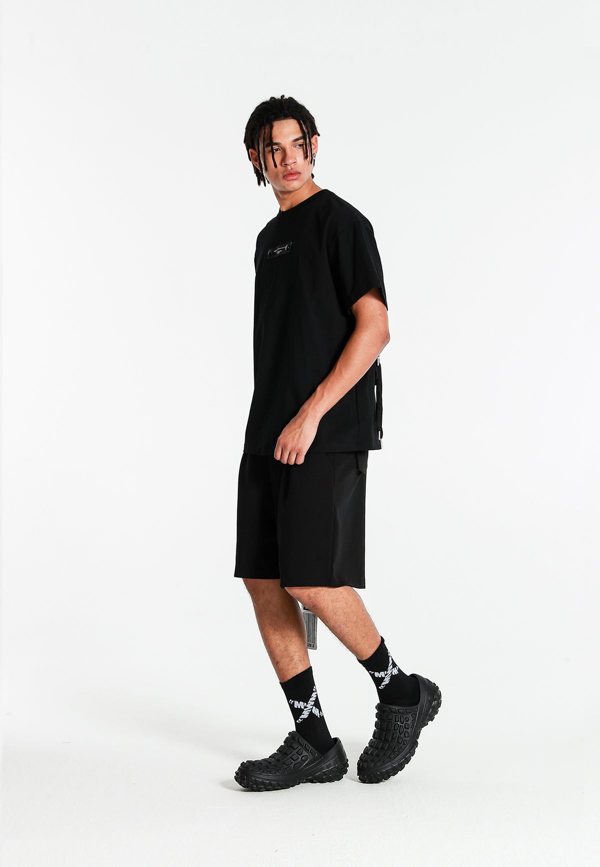 Camiseta con cordones en cruz | MWM