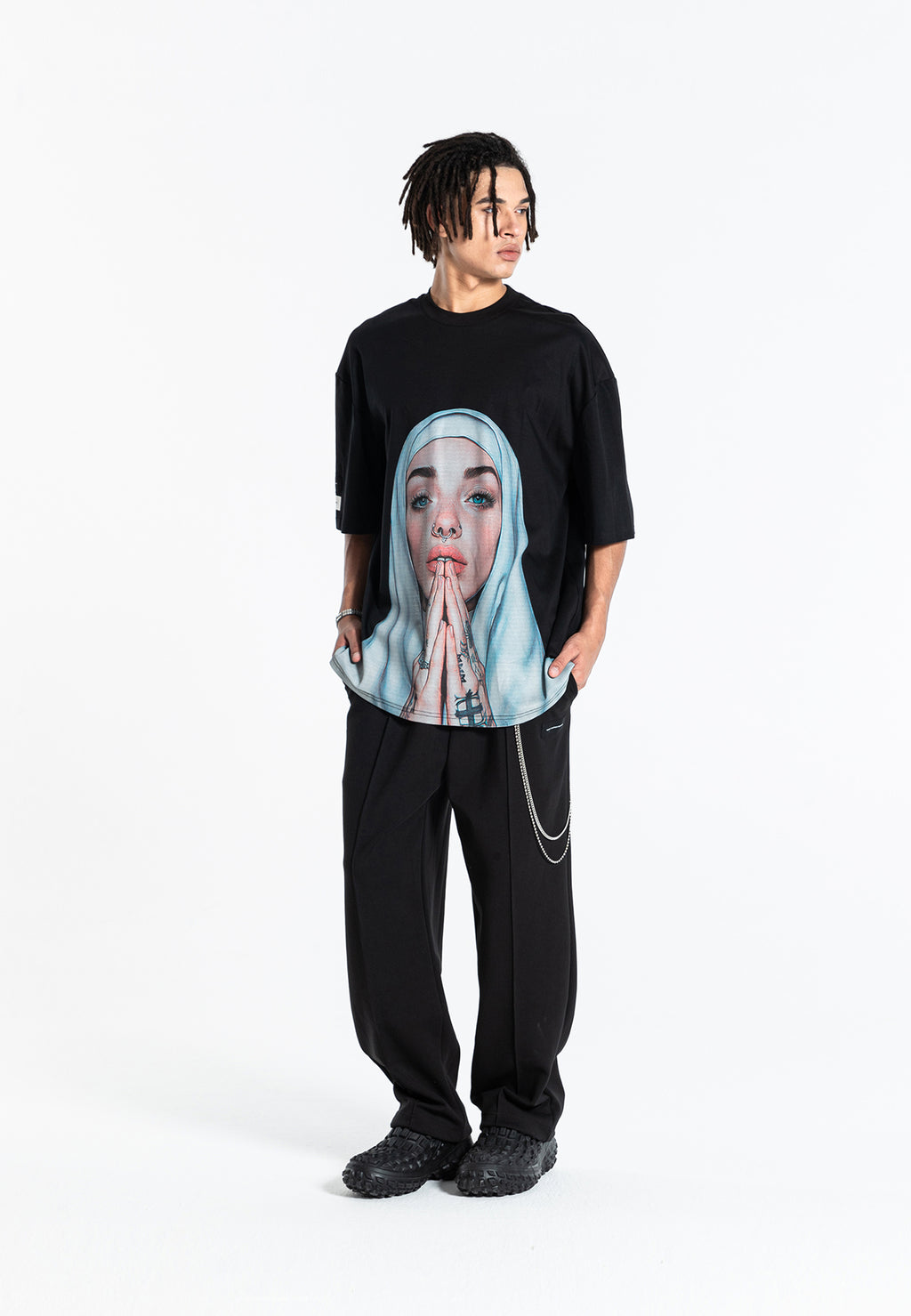 NUN T-SHIRT MWM