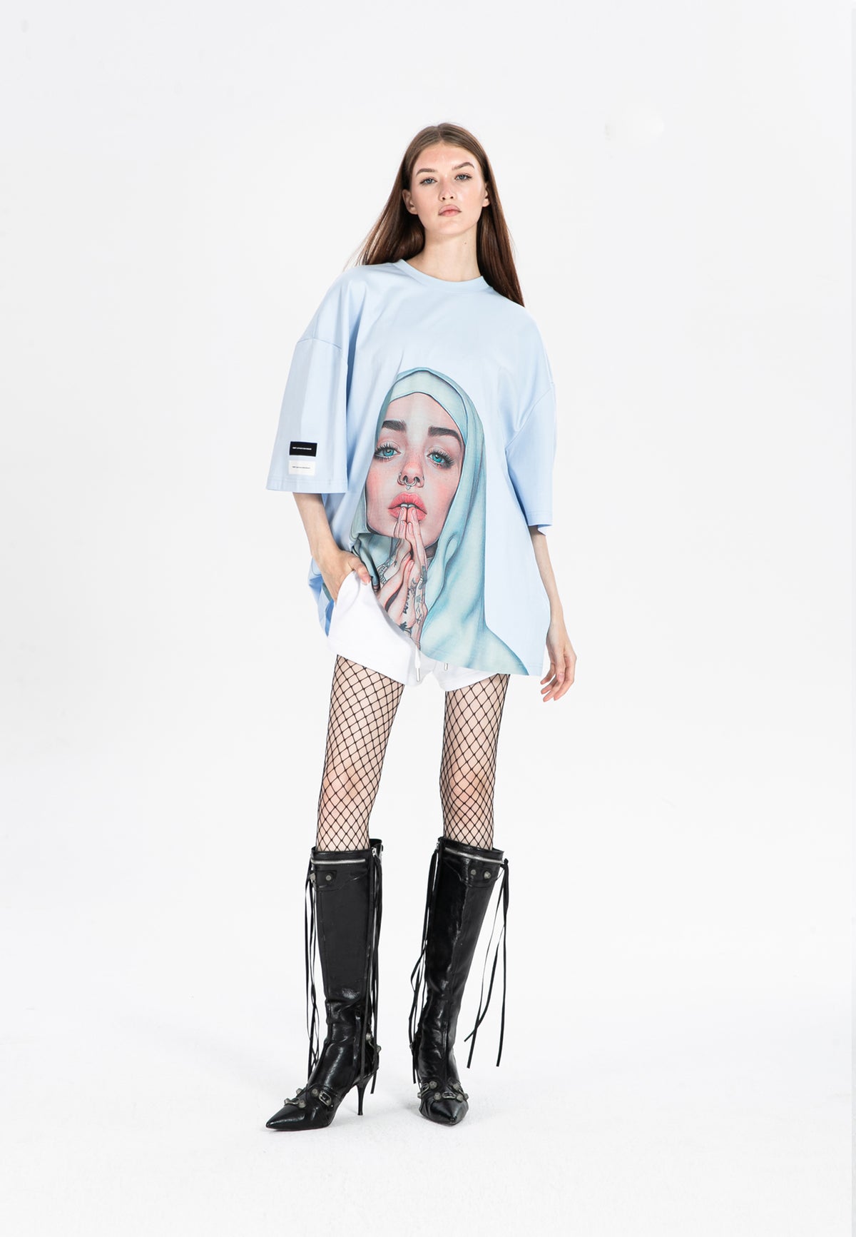 NUN T-SHIRT MWM