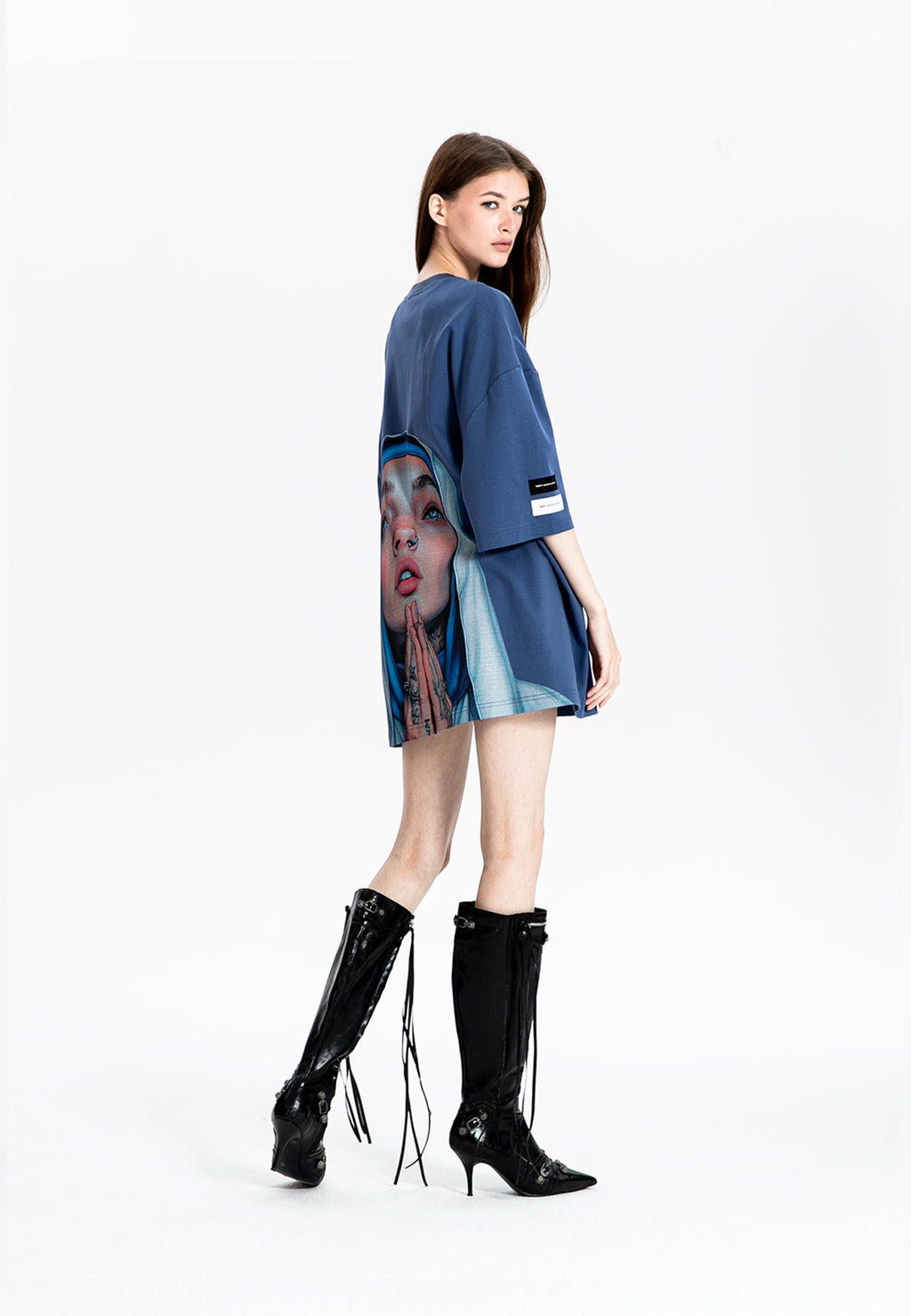 NUN T-SHIRT MWM