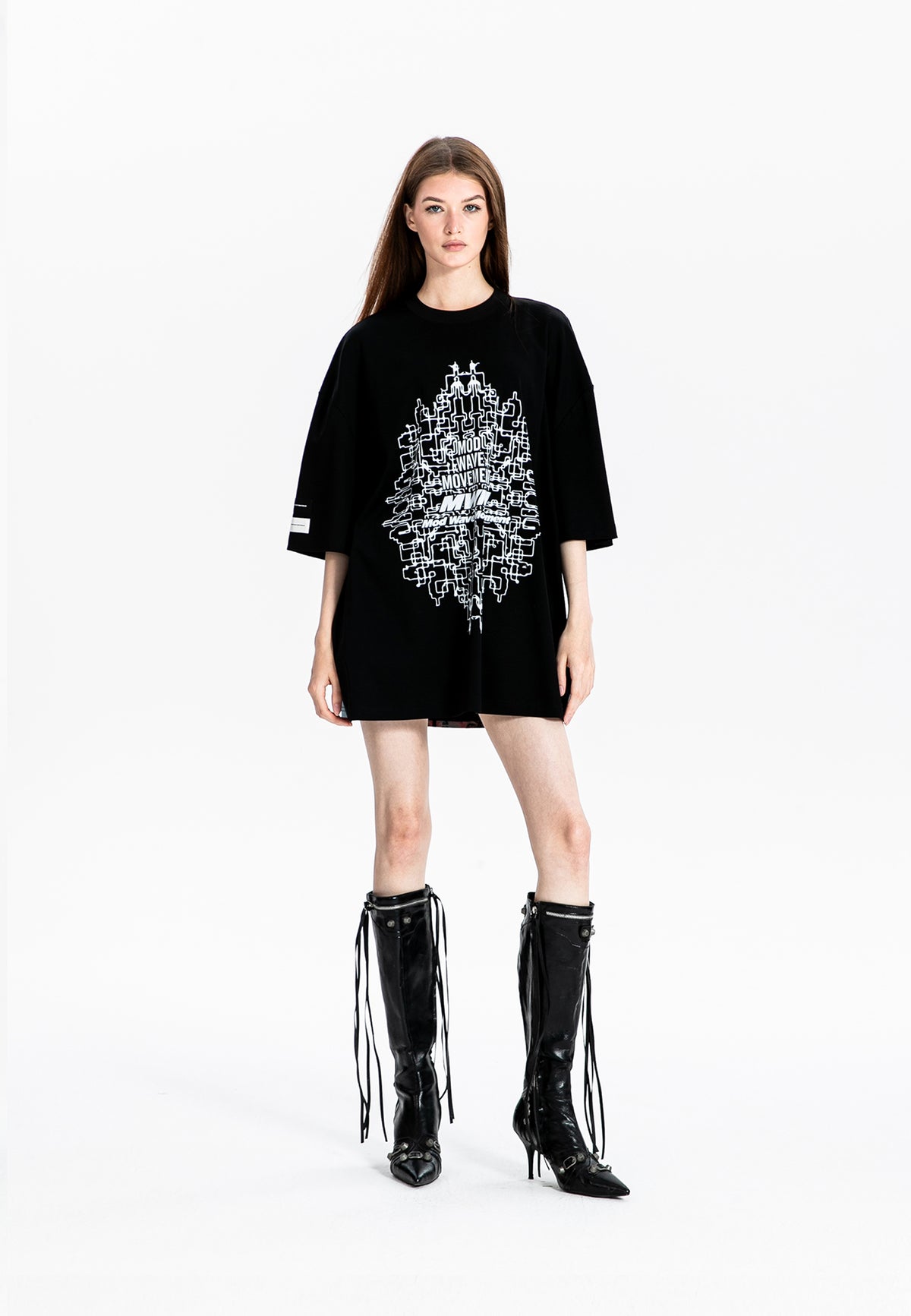 NUN T-SHIRT MWM