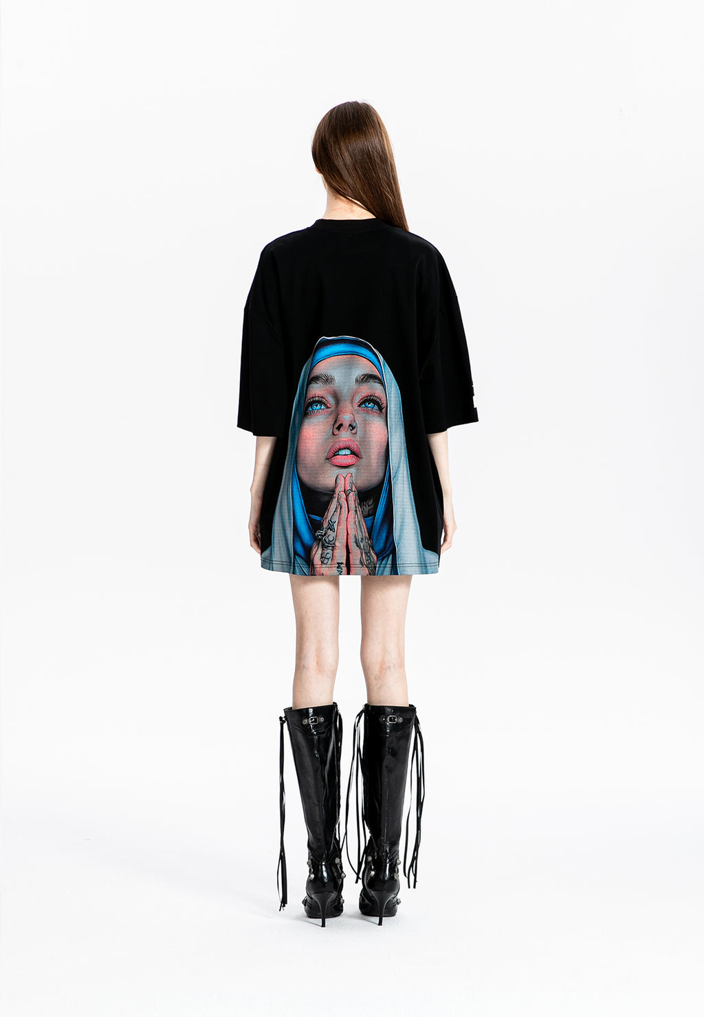 NUN T-SHIRT MWM