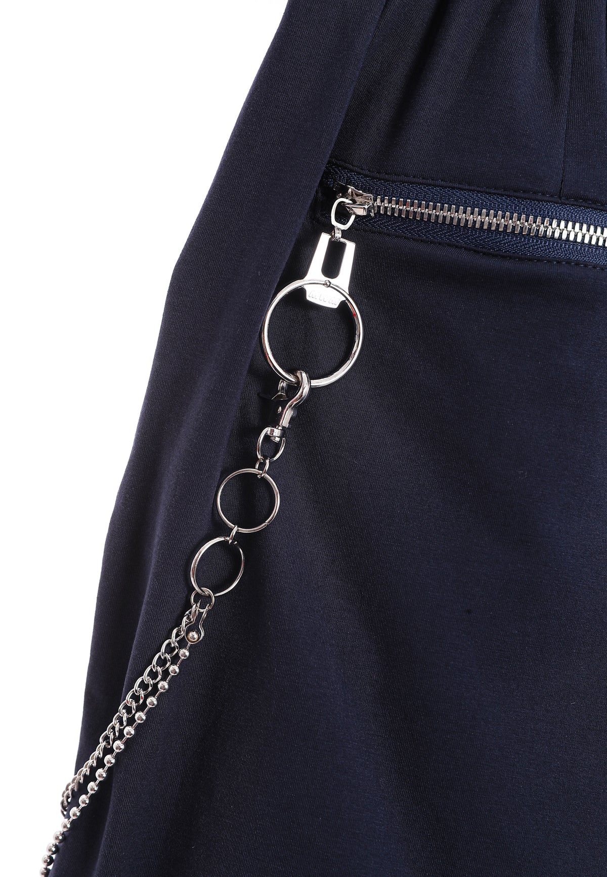 MWM BERMUDA SHORTS WITH CHAIN DETAIL