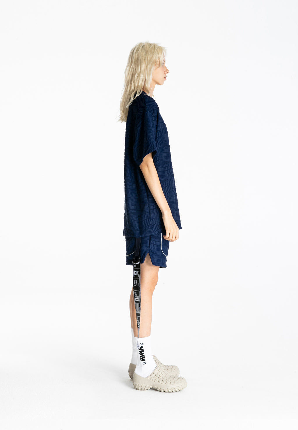 TEXTURED MWM SHORTS