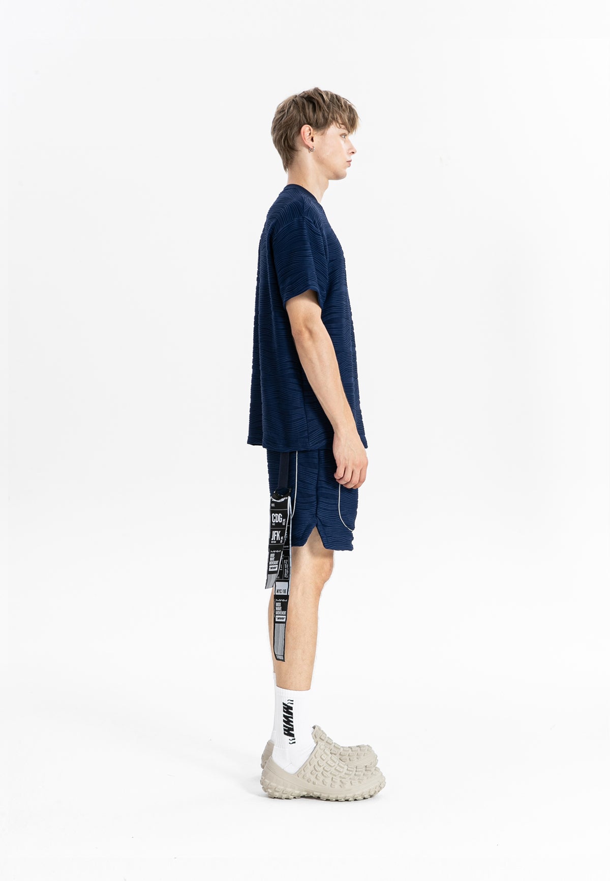 TEXTURED MWM SHORTS