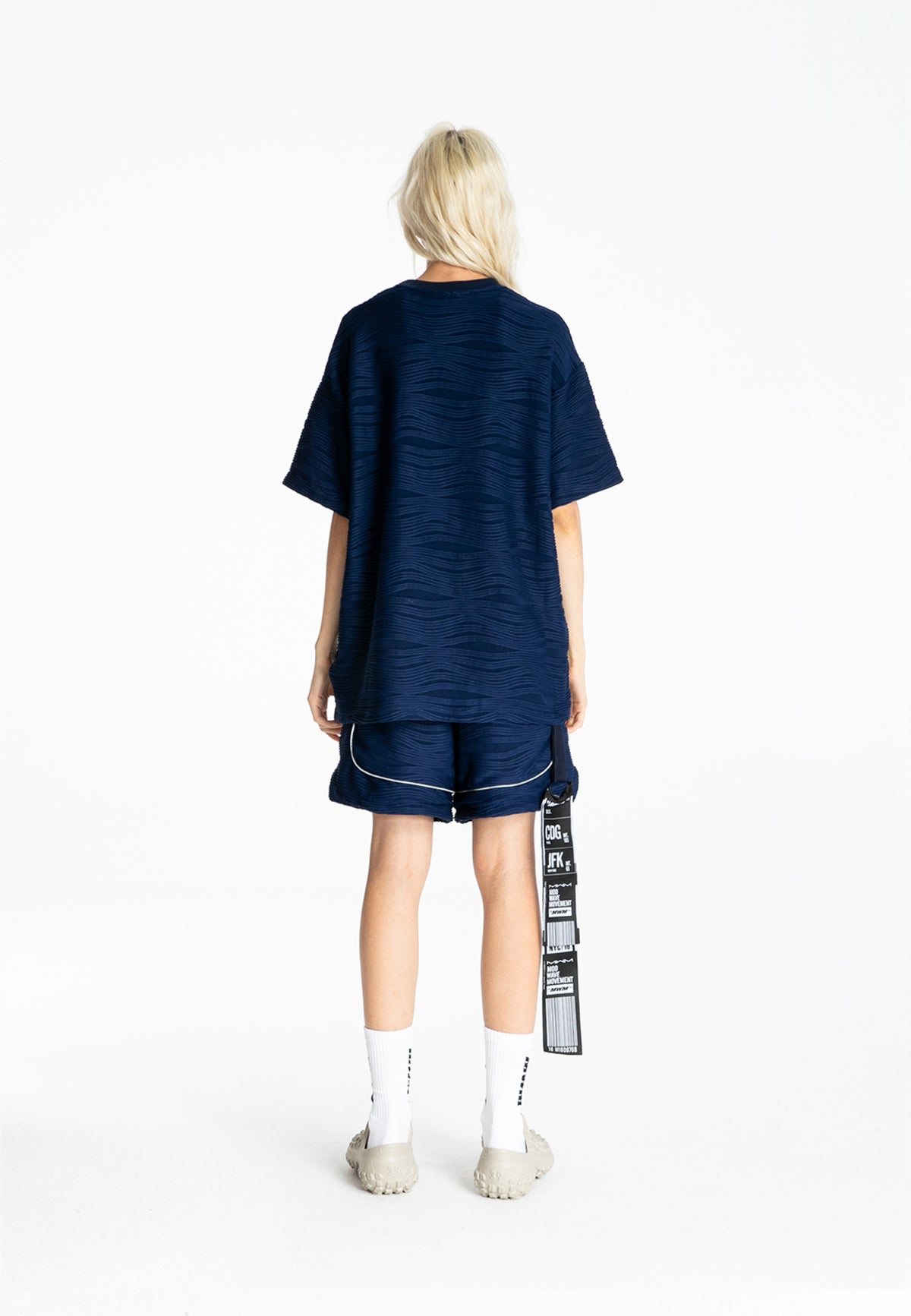 TEXTURED MWM SHORTS