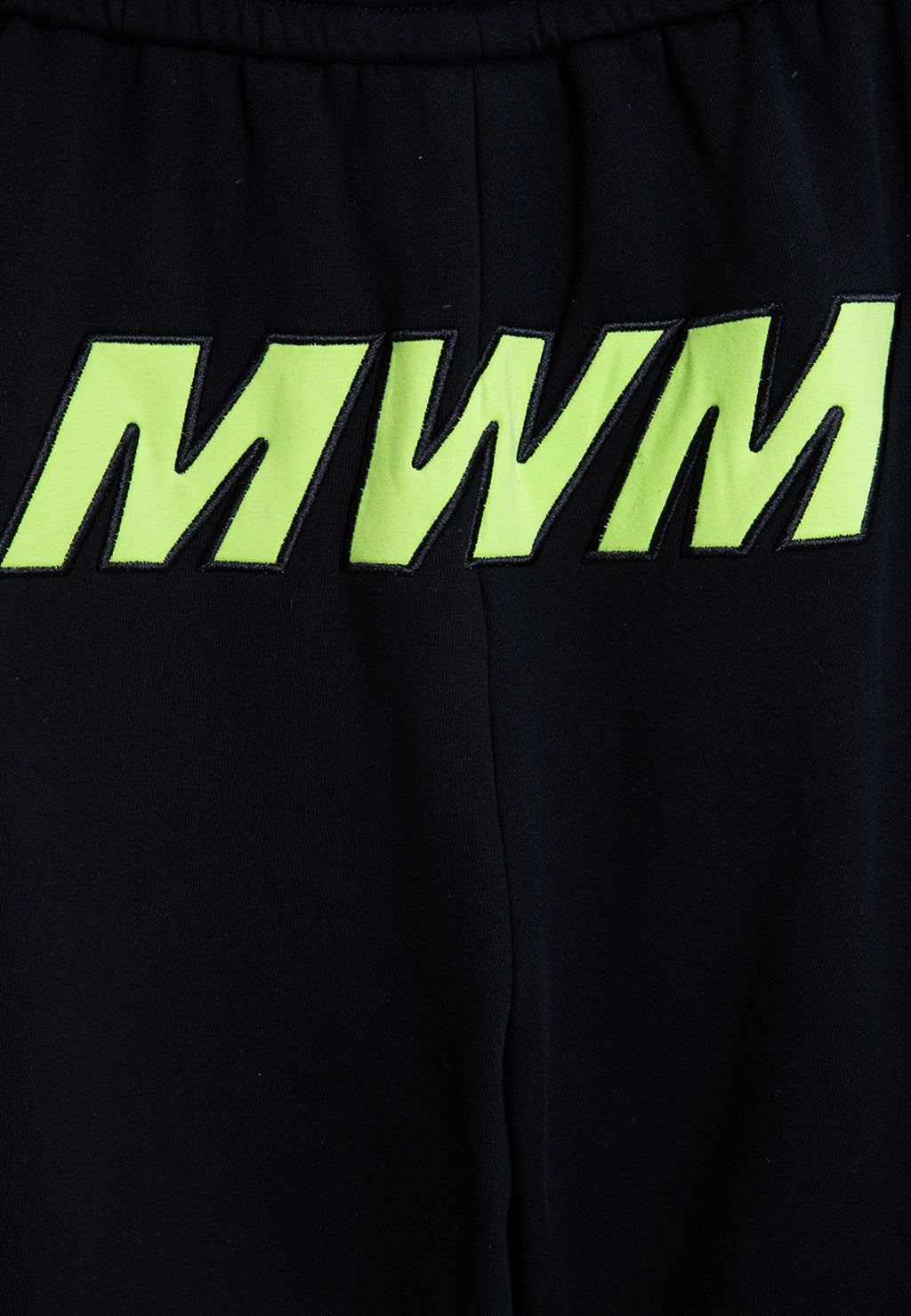 MWM Vanguard's Dog Bermuda