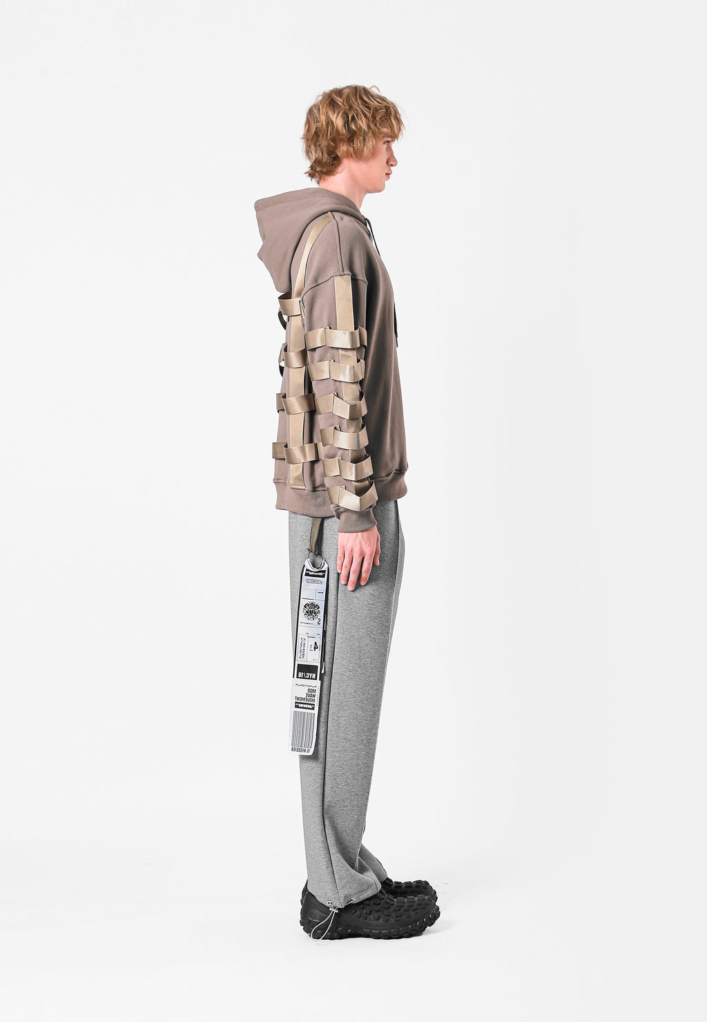 SUDADERA CON CAPUCHA MWM