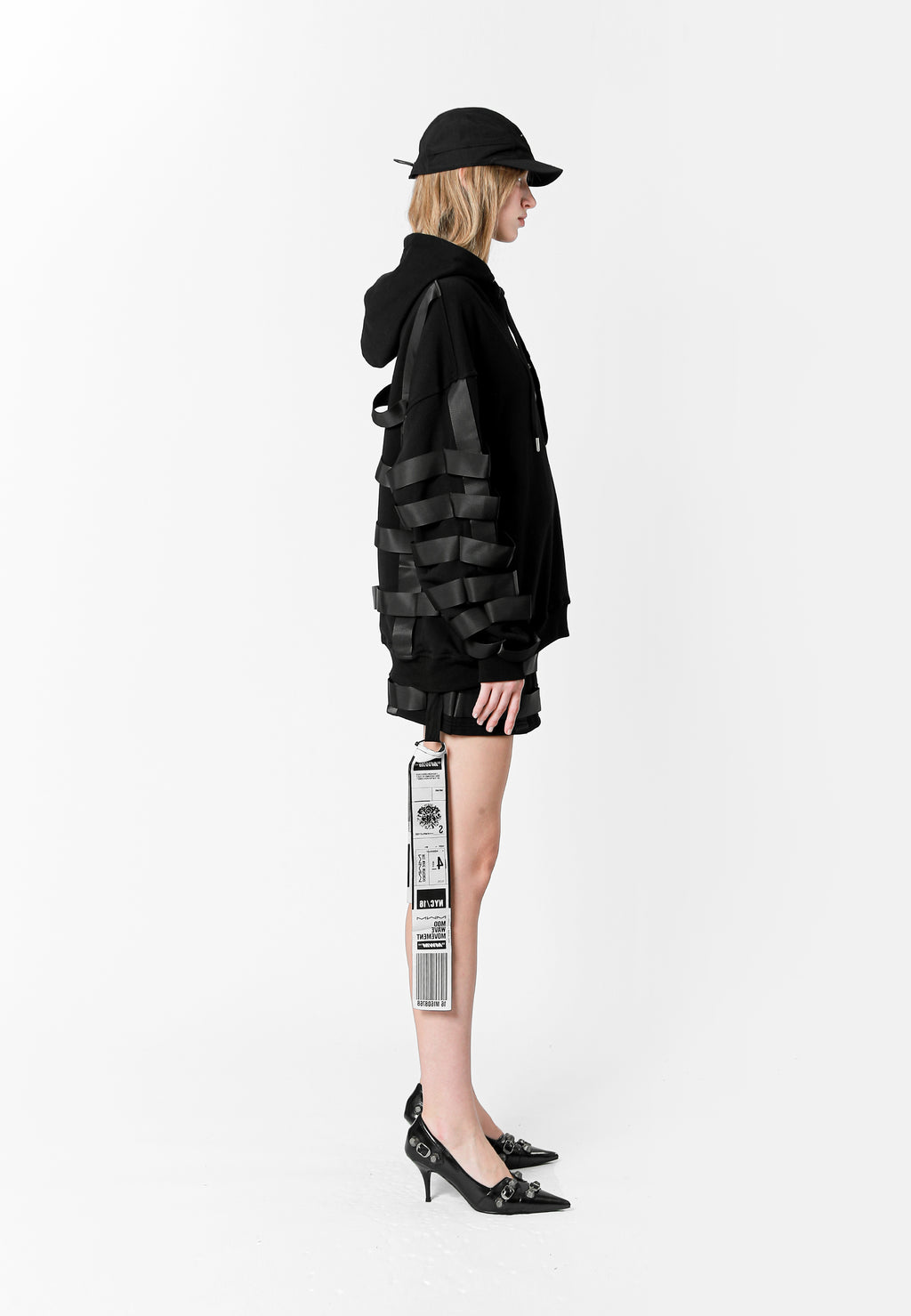 SUDADERA CON CAPUCHA MWM