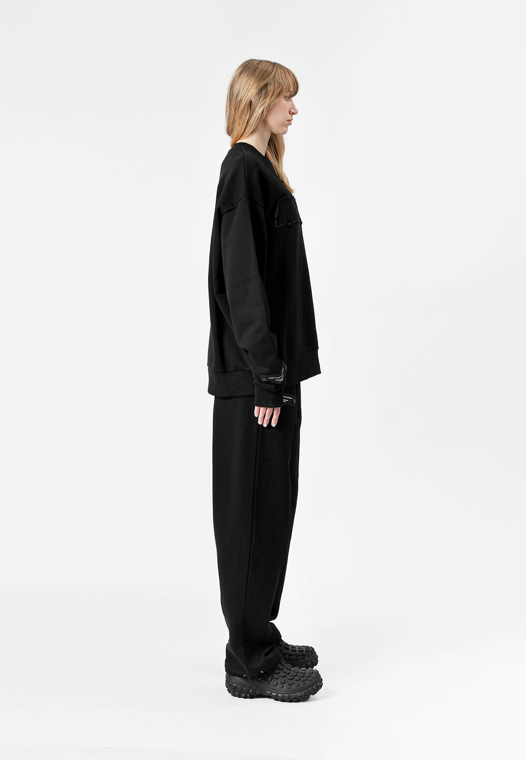 MWM LOGO SWEATER