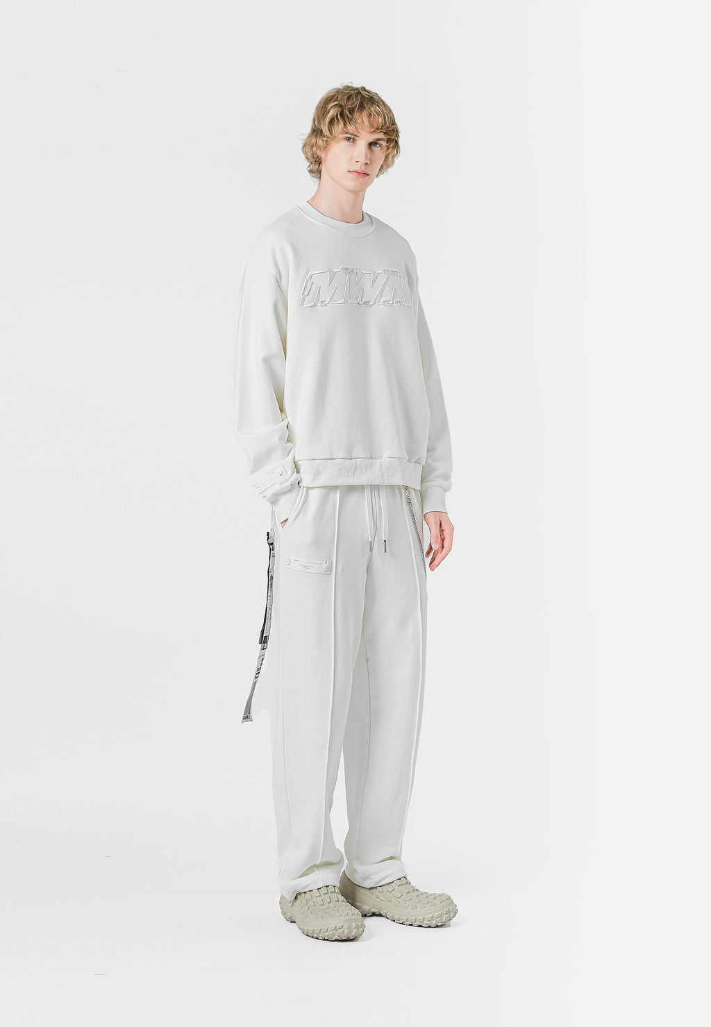 MWM LOGO SWEATER