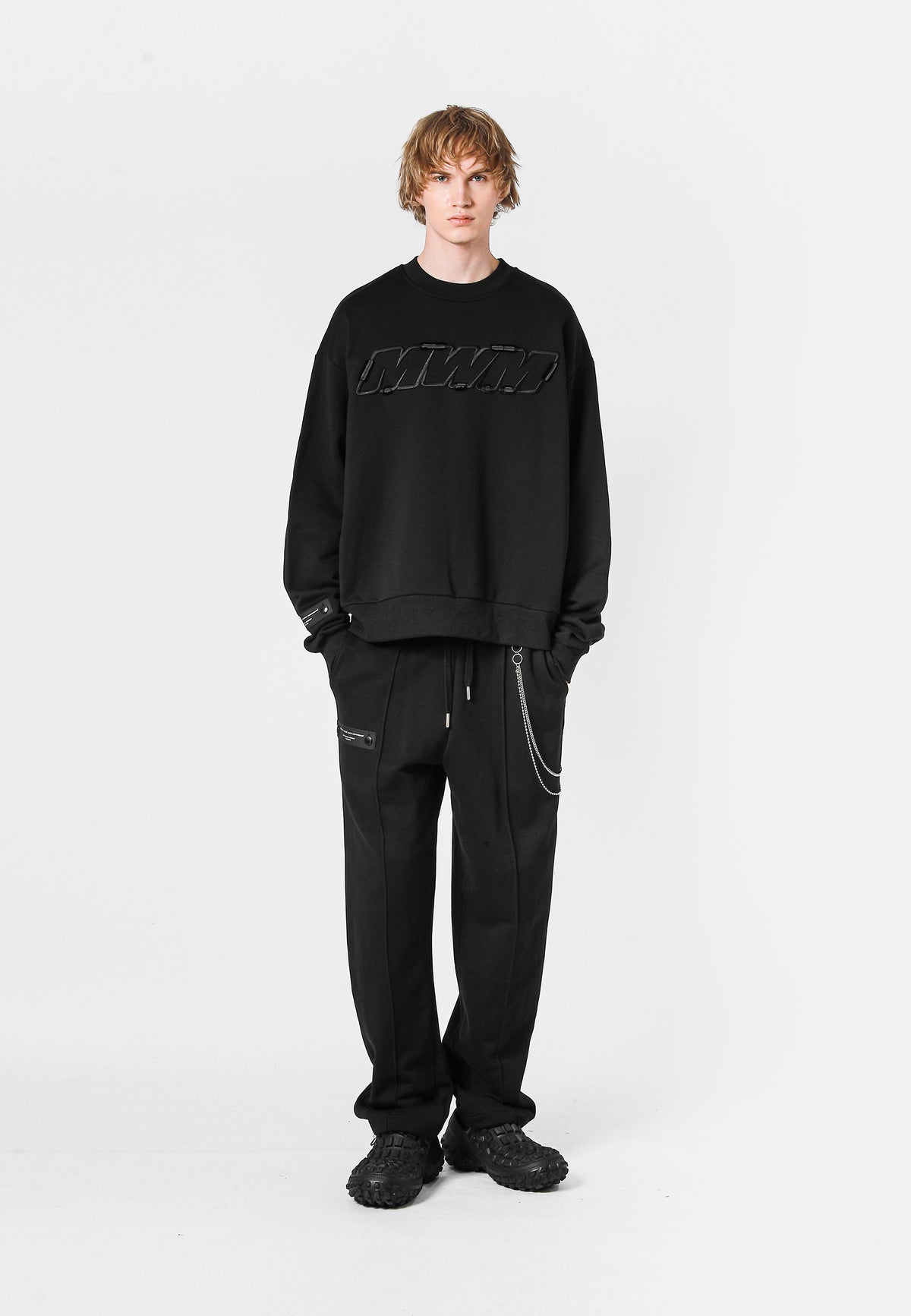 MWM LOGO SWEATER