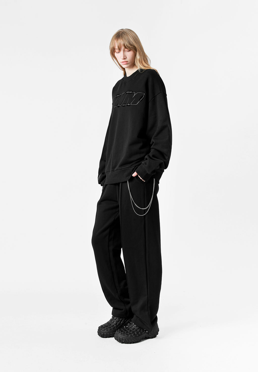 MWM LOGO SWEATER