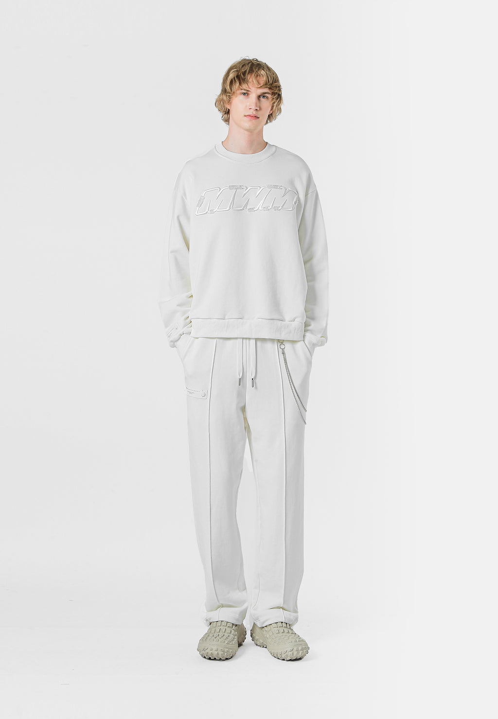 MWM LOGO SWEATER