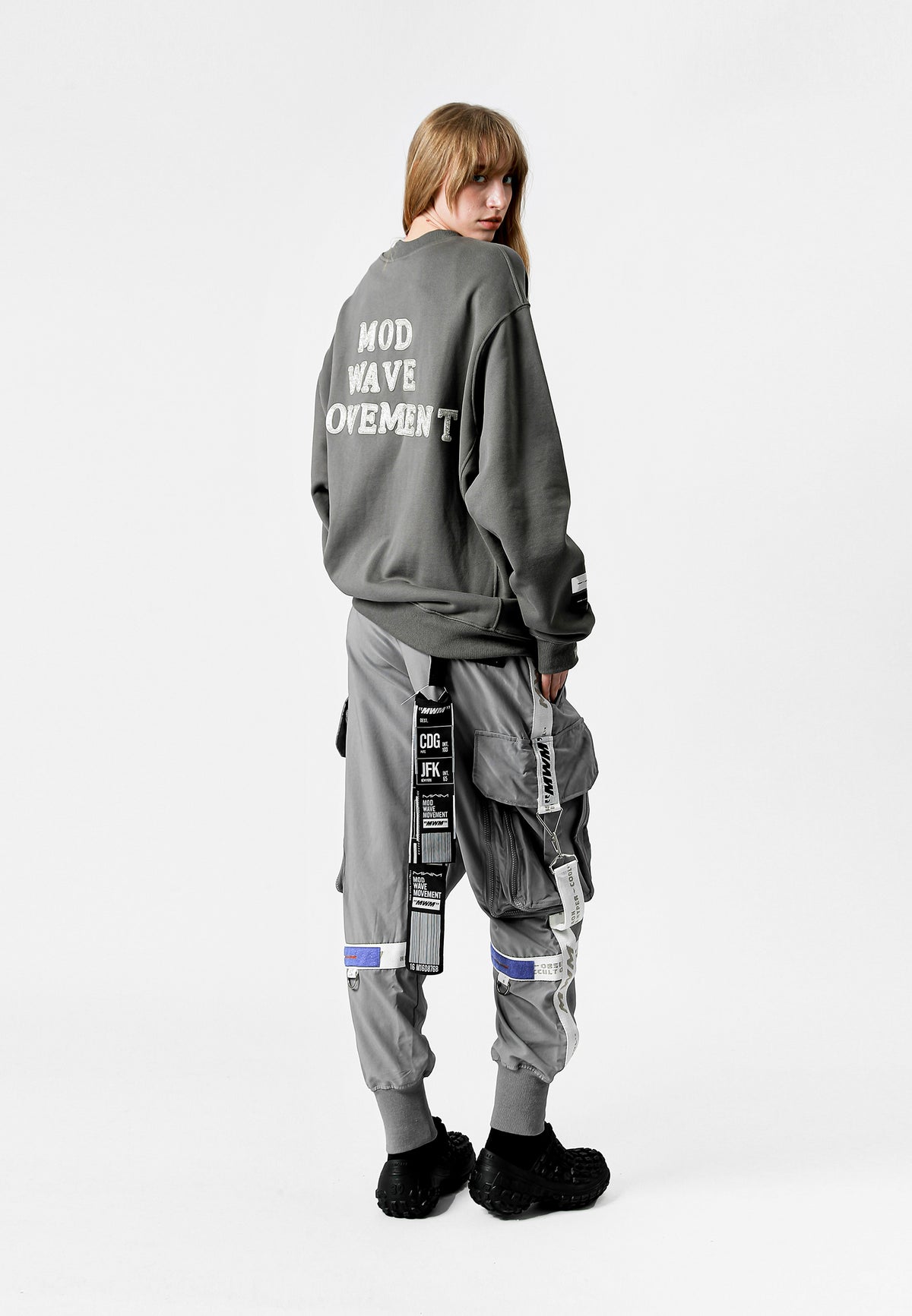 SUDADERA LOGO MWM