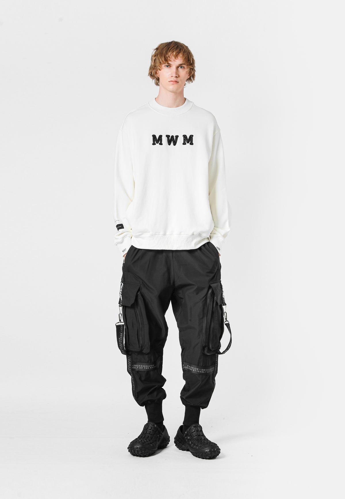 SUDADERA LOGO MWM