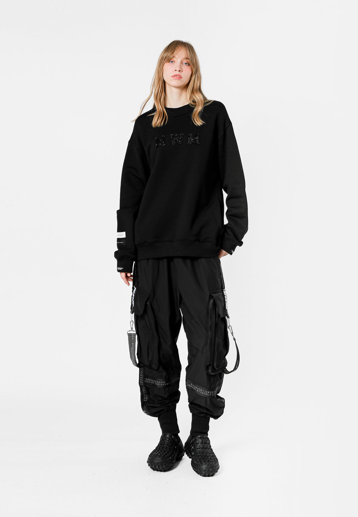 SUDADERA LOGO MWM