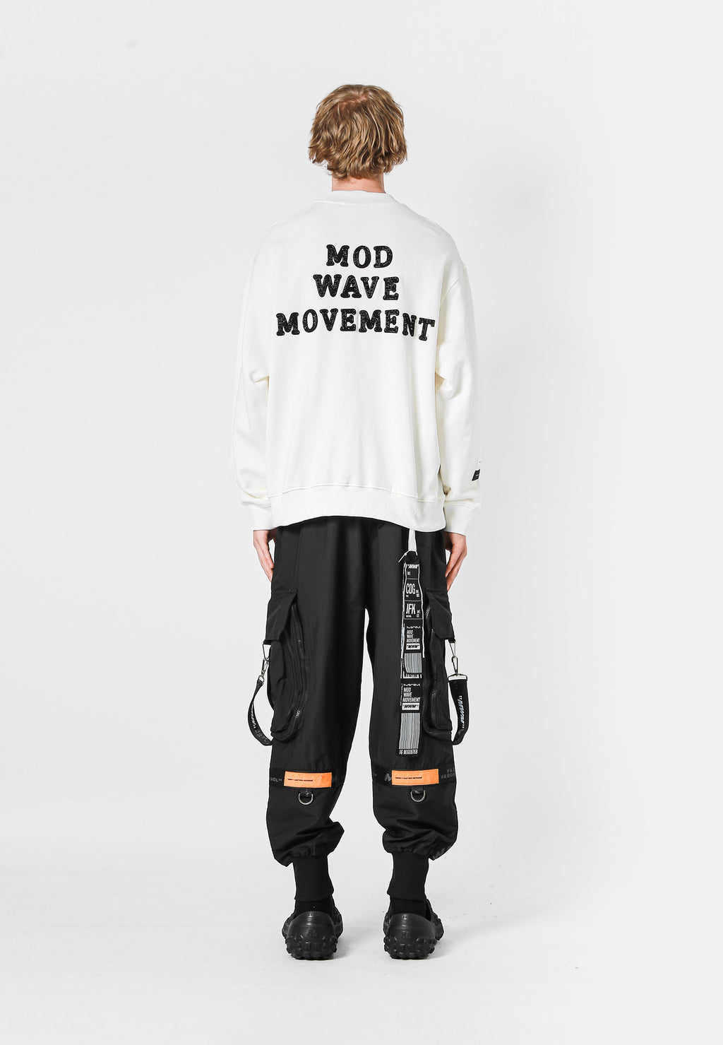 SUDADERA LOGO MWM