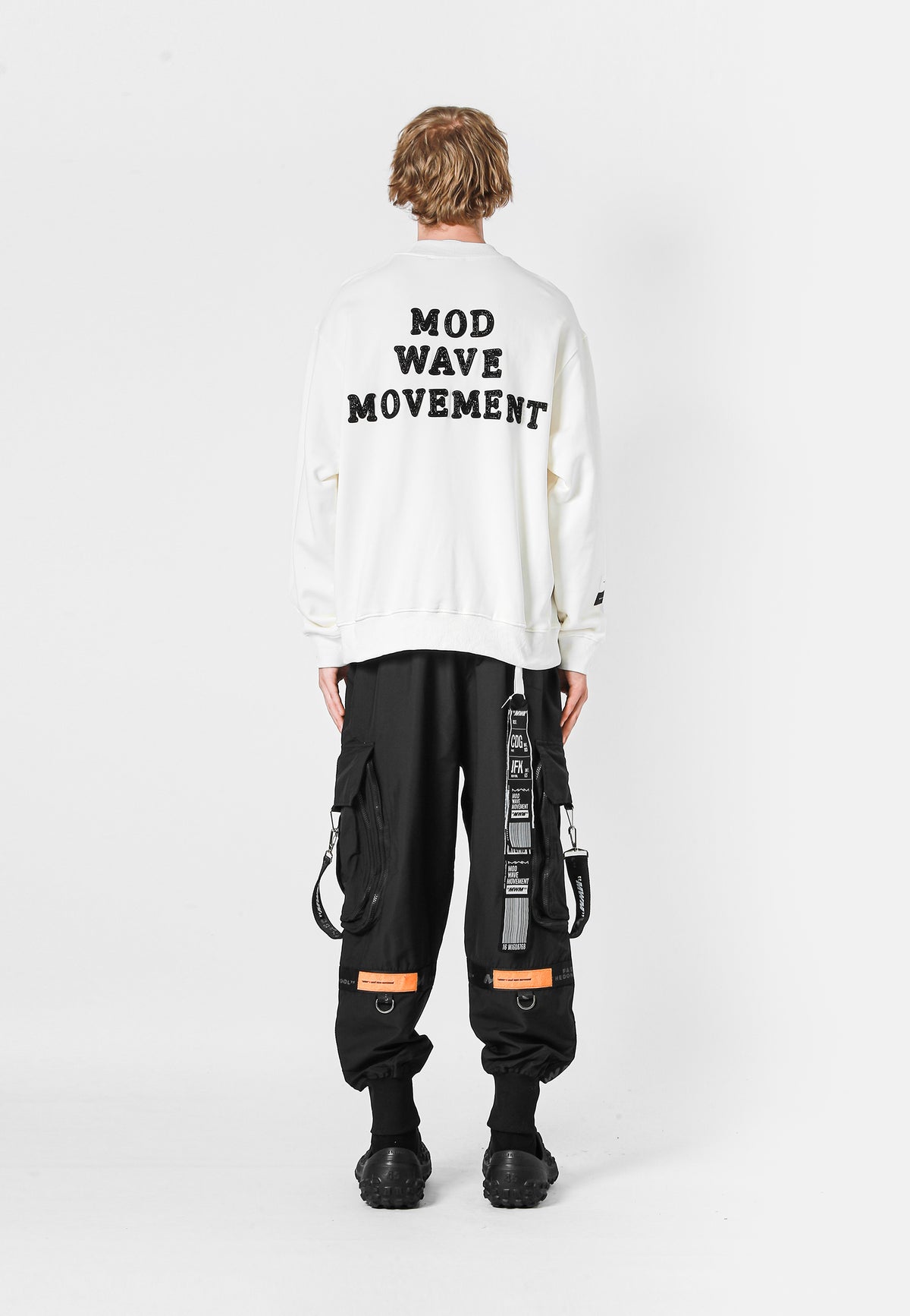 SUDADERA LOGO MWM