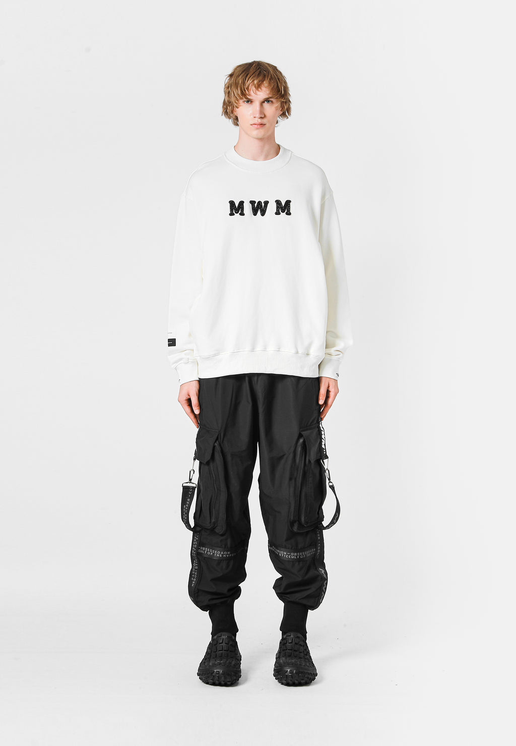 SUDADERA LOGO MWM