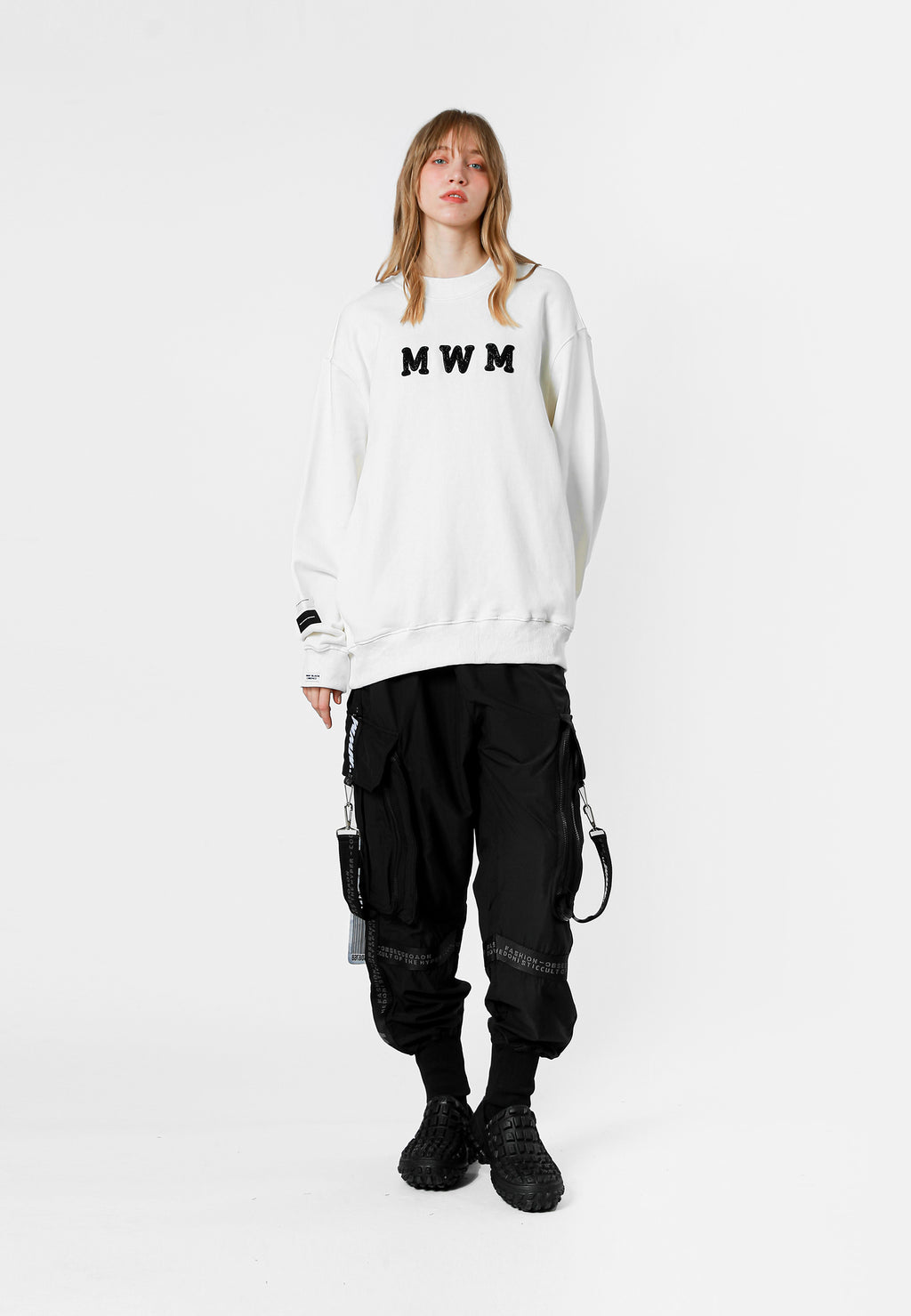 SUDADERA LOGO MWM