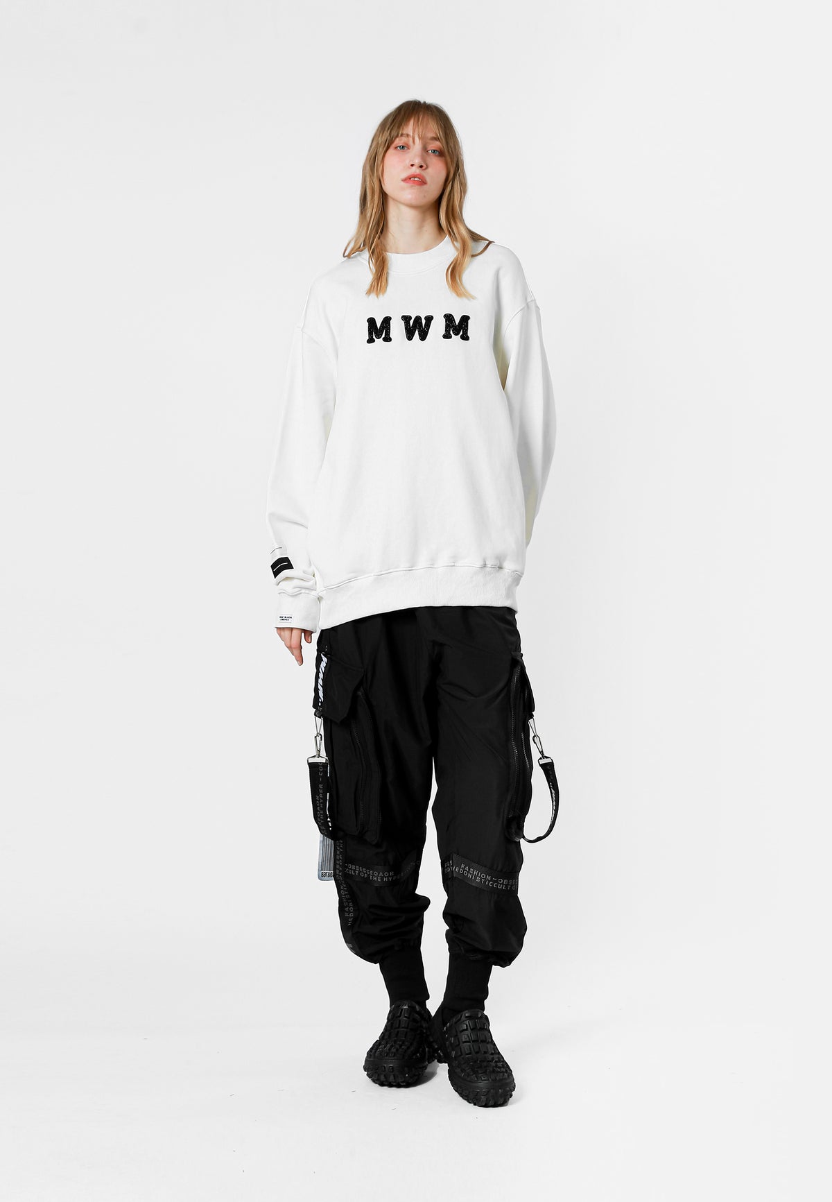 SUDADERA LOGO MWM
