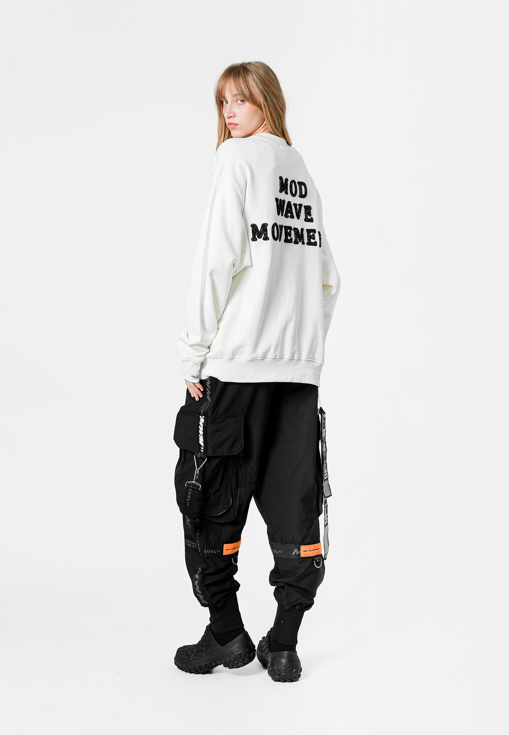 SUDADERA LOGO MWM